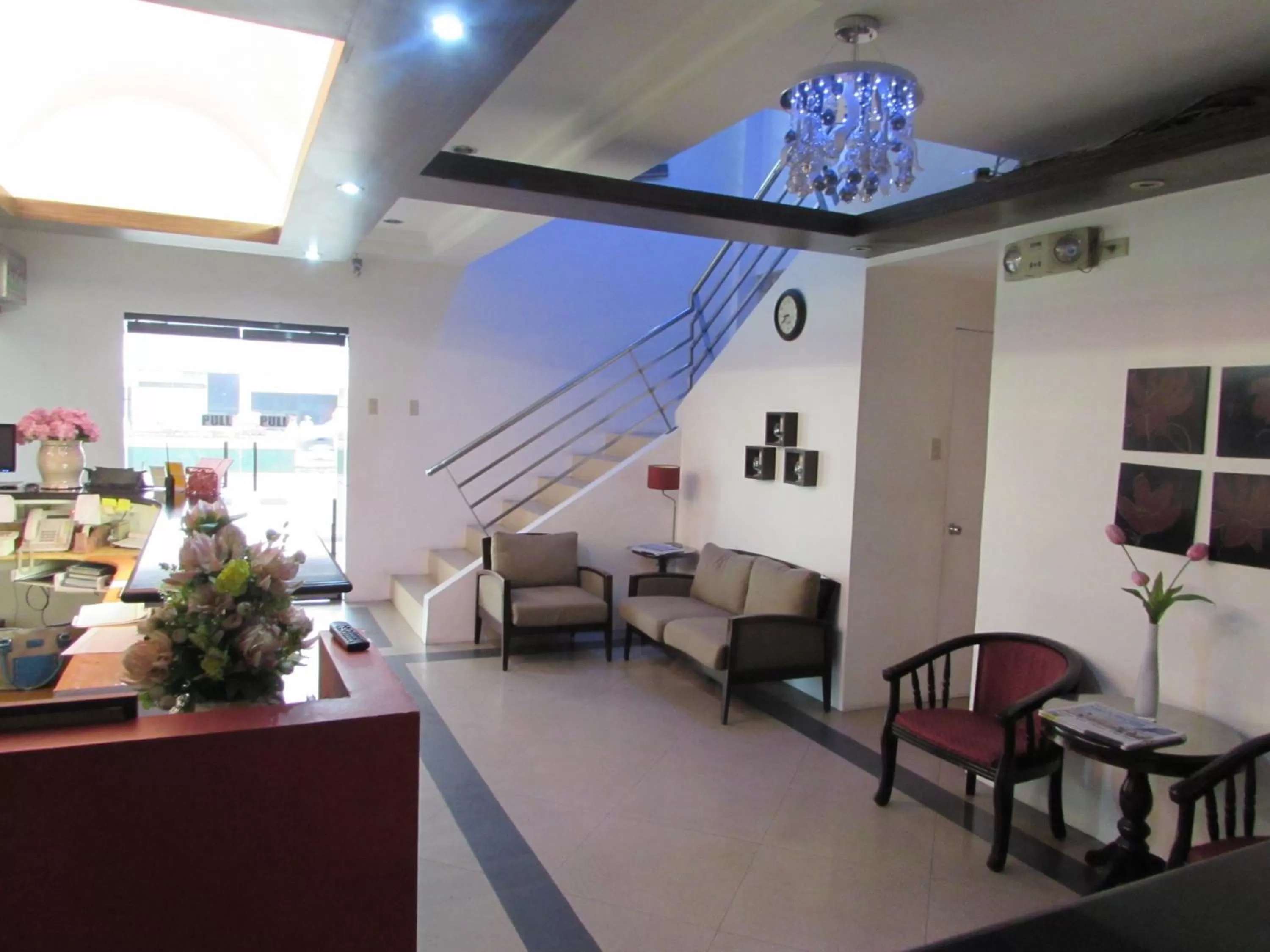 Lounge or bar in Oyster Plaza Hotel