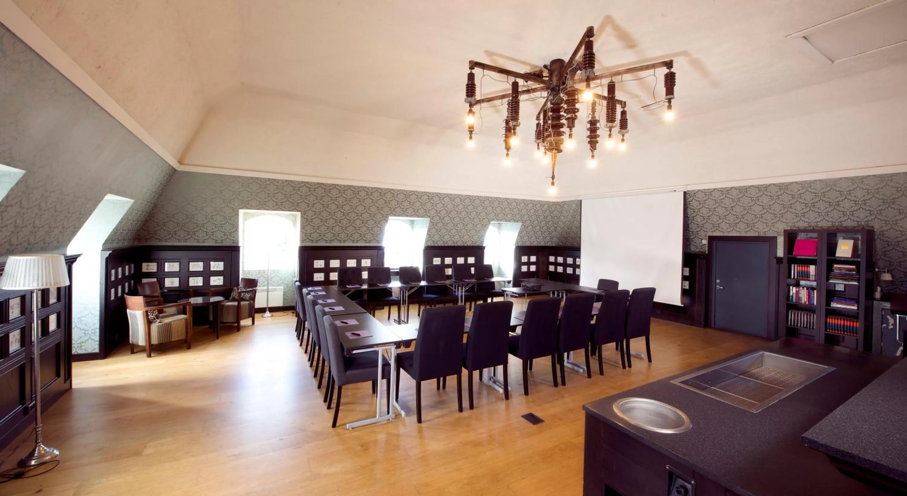 Meeting/conference room in Home Hotel Savoy