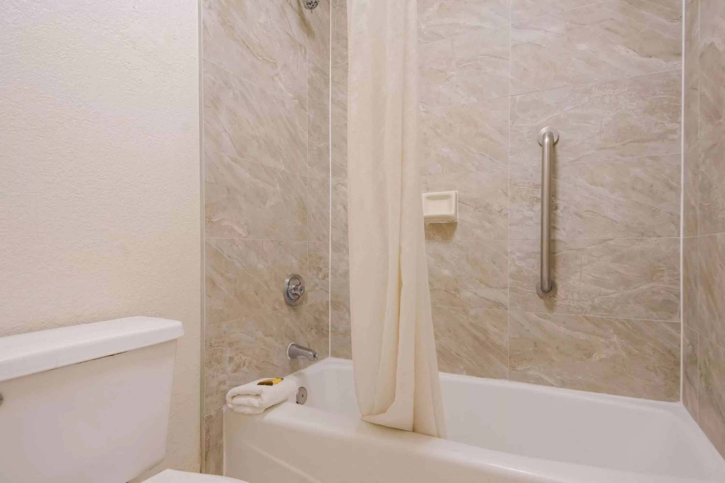 Bathroom in SureStay Hotel by Best Western St Pete Clearwater Airport