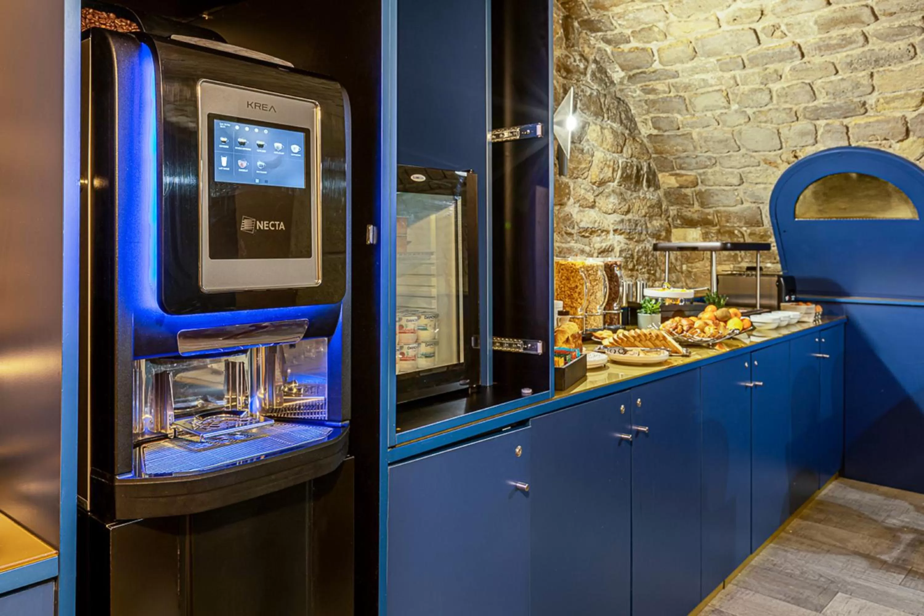 Breakfast in Trianon Gare de Lyon