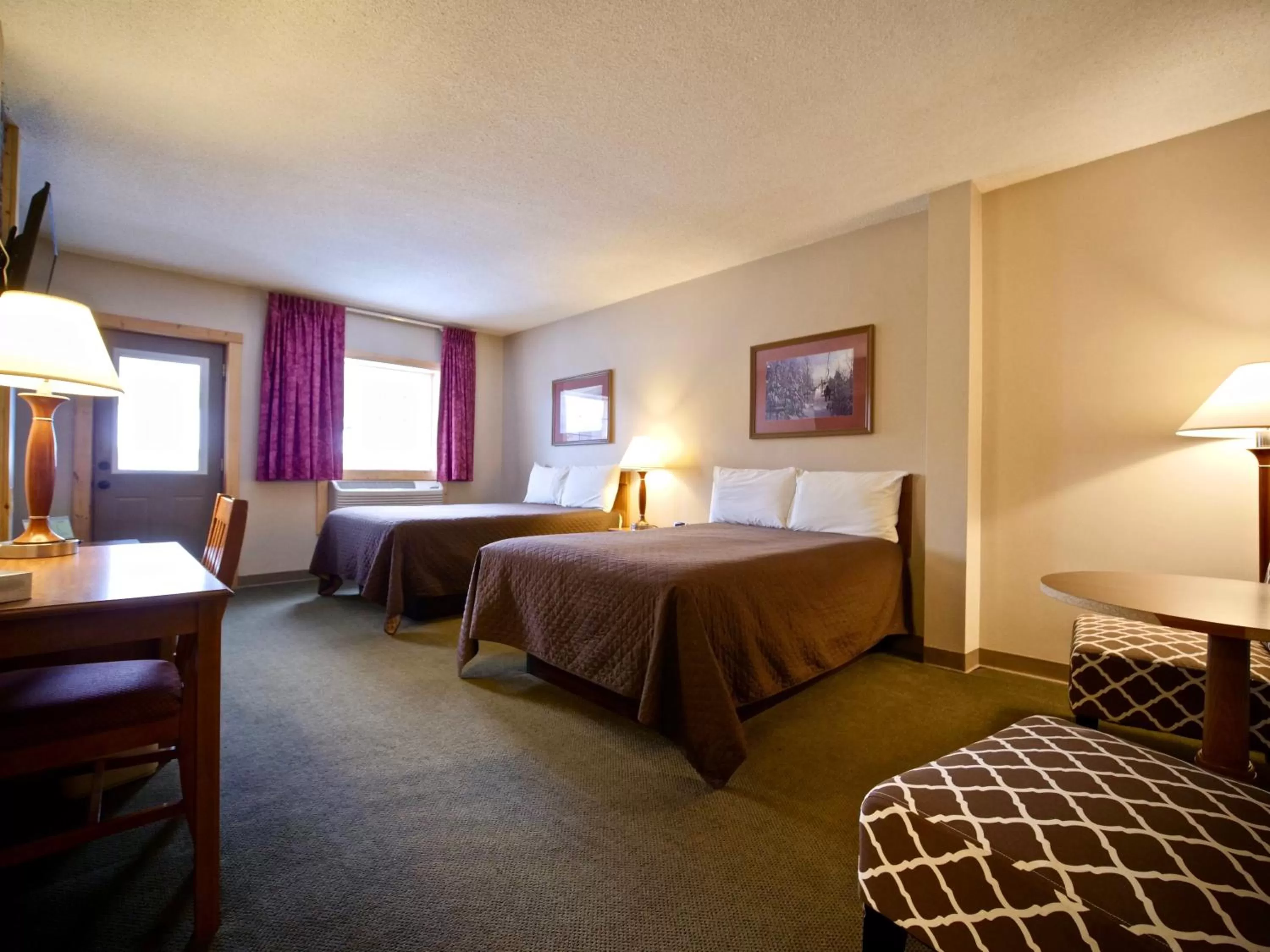 Bed in Caberfae Peaks Ski & Golf Resort