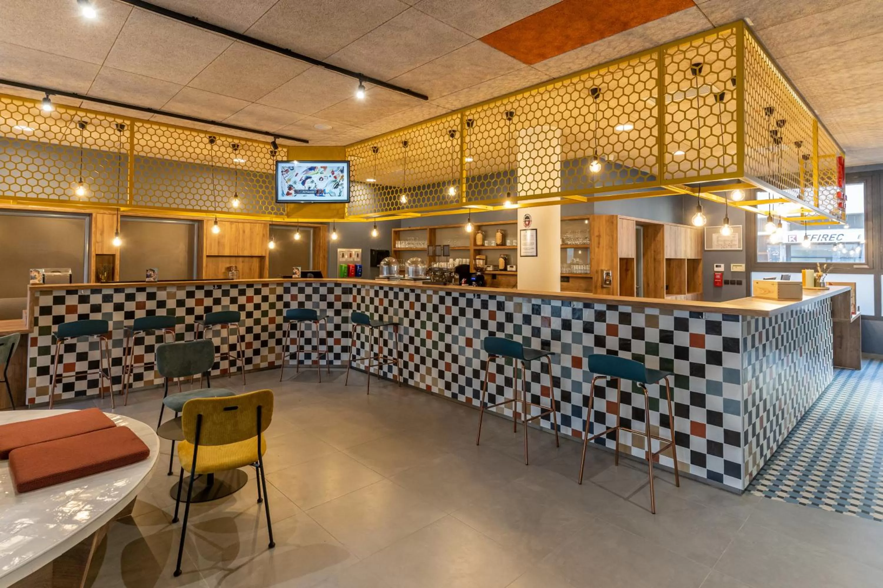 Lobby or reception in MEININGER Marseille Centre la Joliette