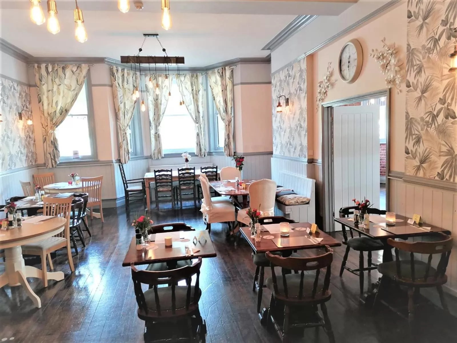 Restaurant/places to eat in The Royal Norfolk Hotel