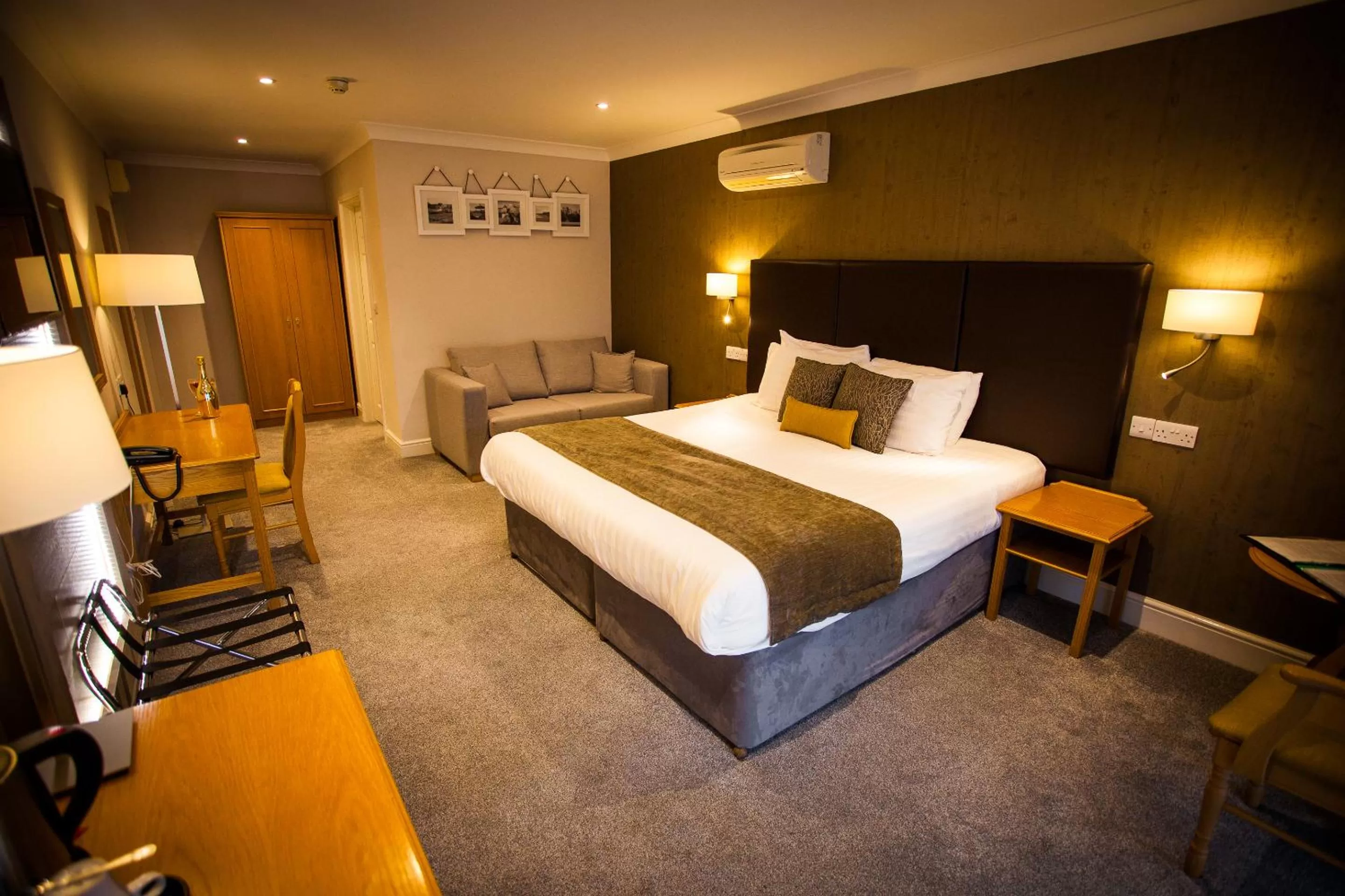 Bed in Heywood Spa Hotel