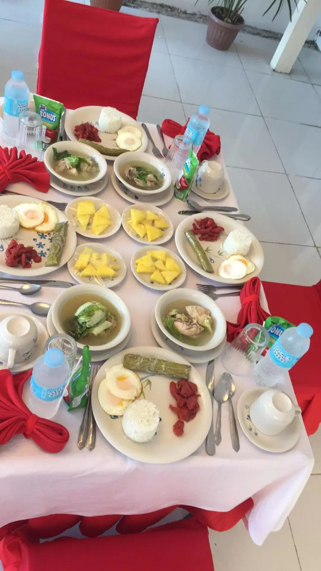 Breakfast in Ashley and Bill's Suites 'N Garden Hotel and Vacation Homes