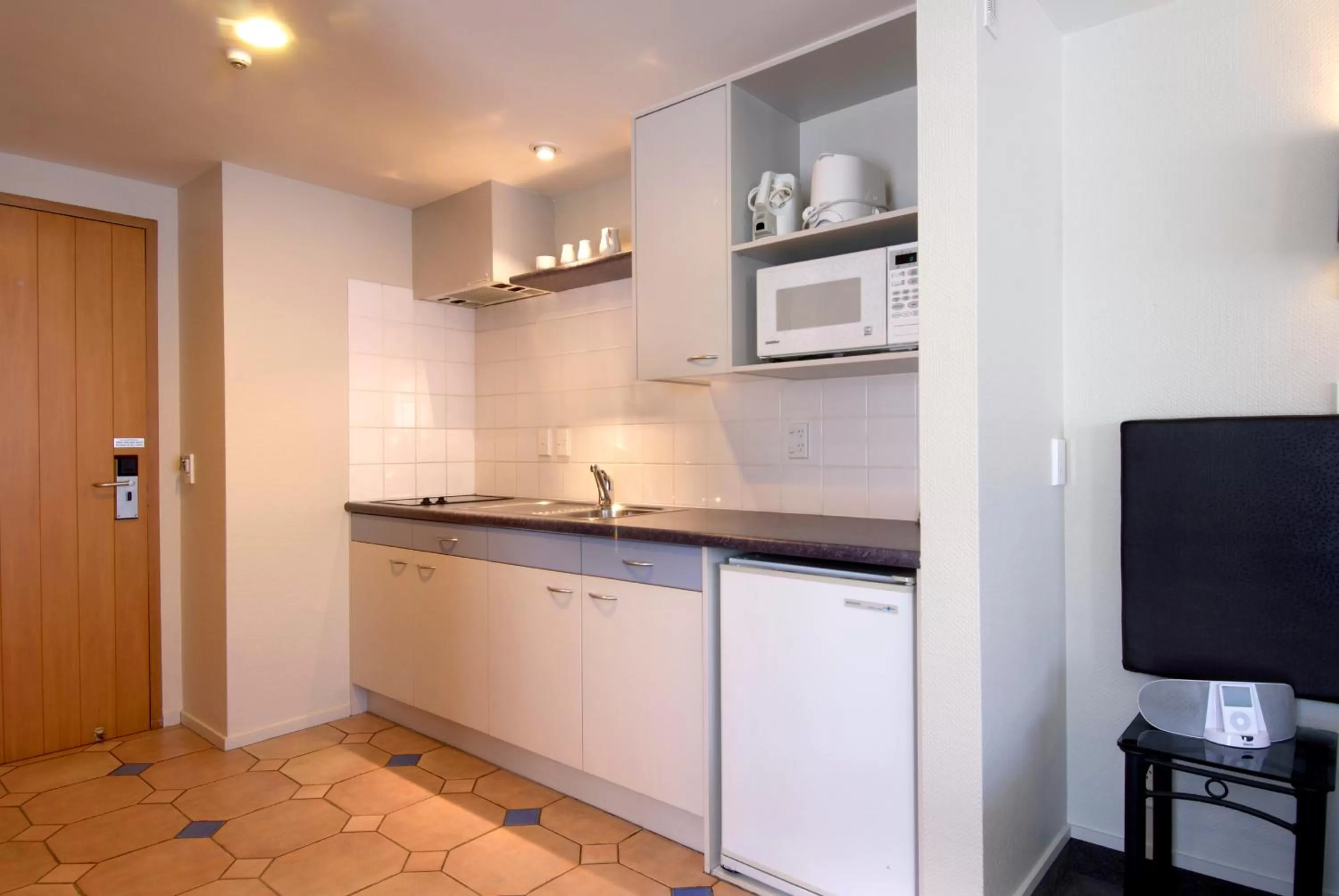 Kitchen or kitchenette in Hurley's of Queenstown