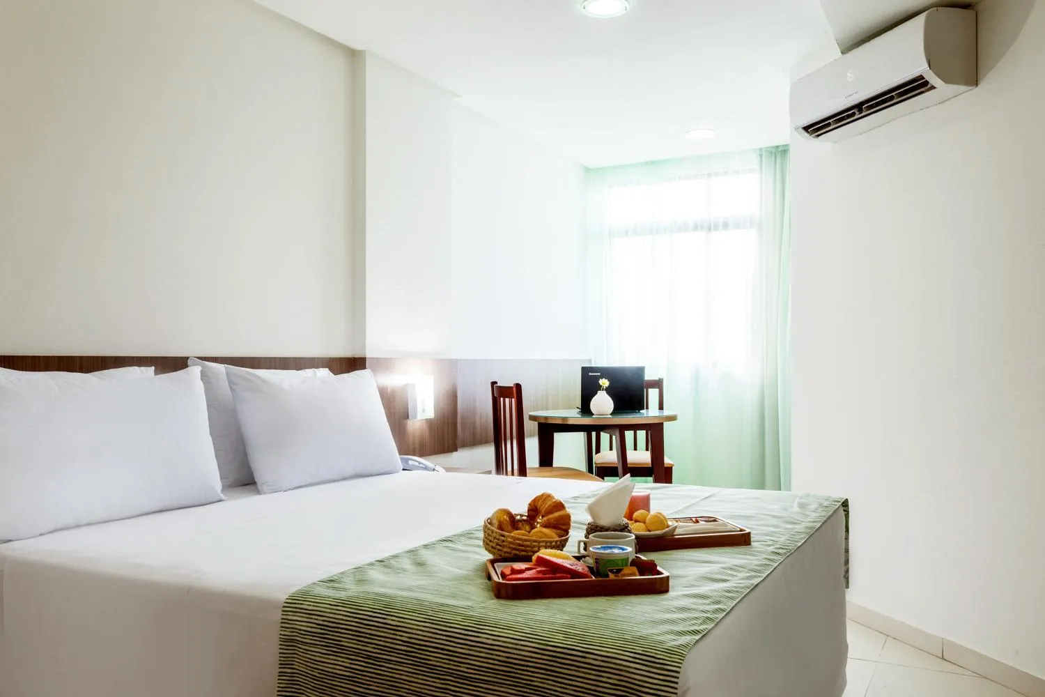 Food close-up, Bed in João Pessoa Hplus Beach