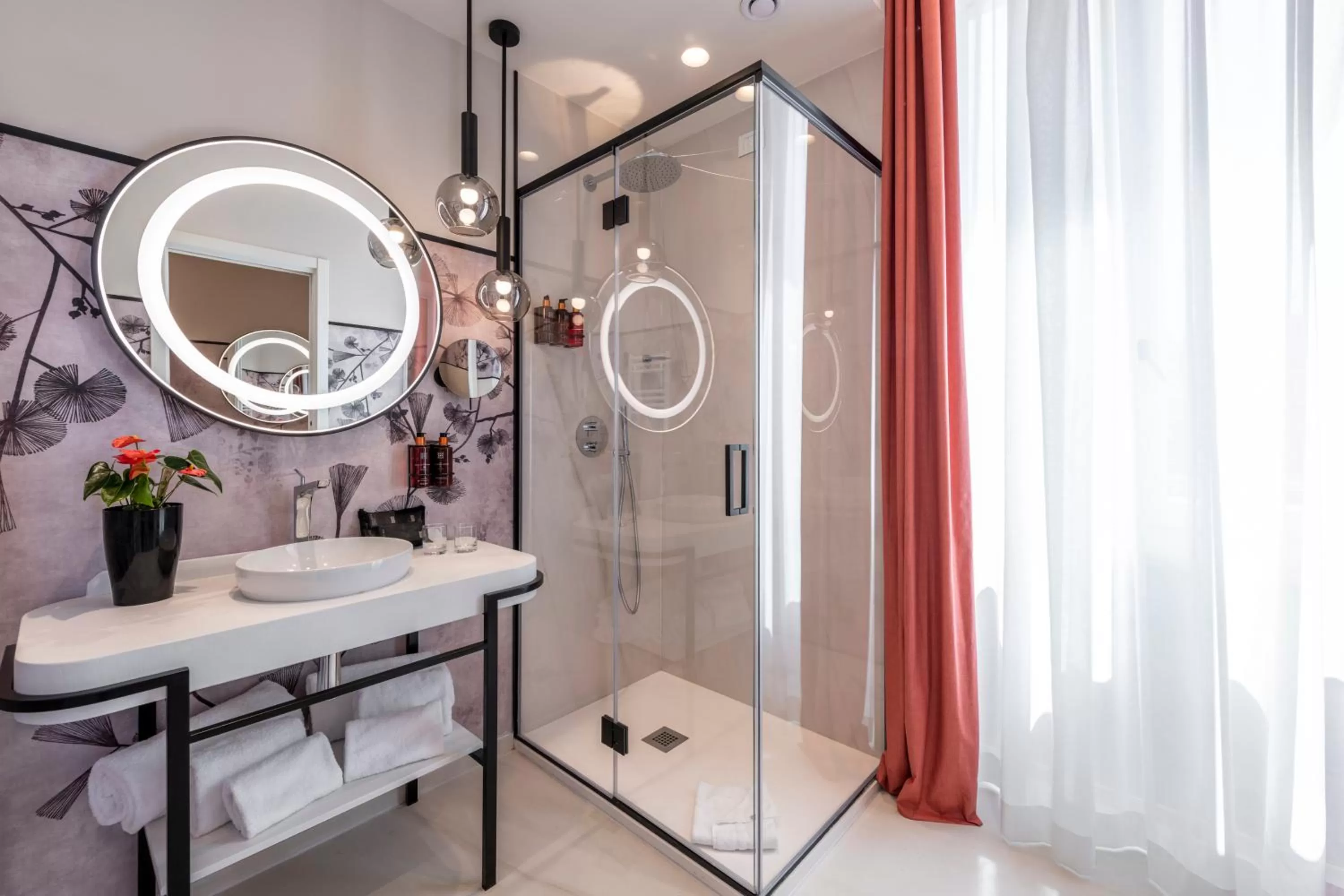 Bathroom in H10 Palazzo Galla