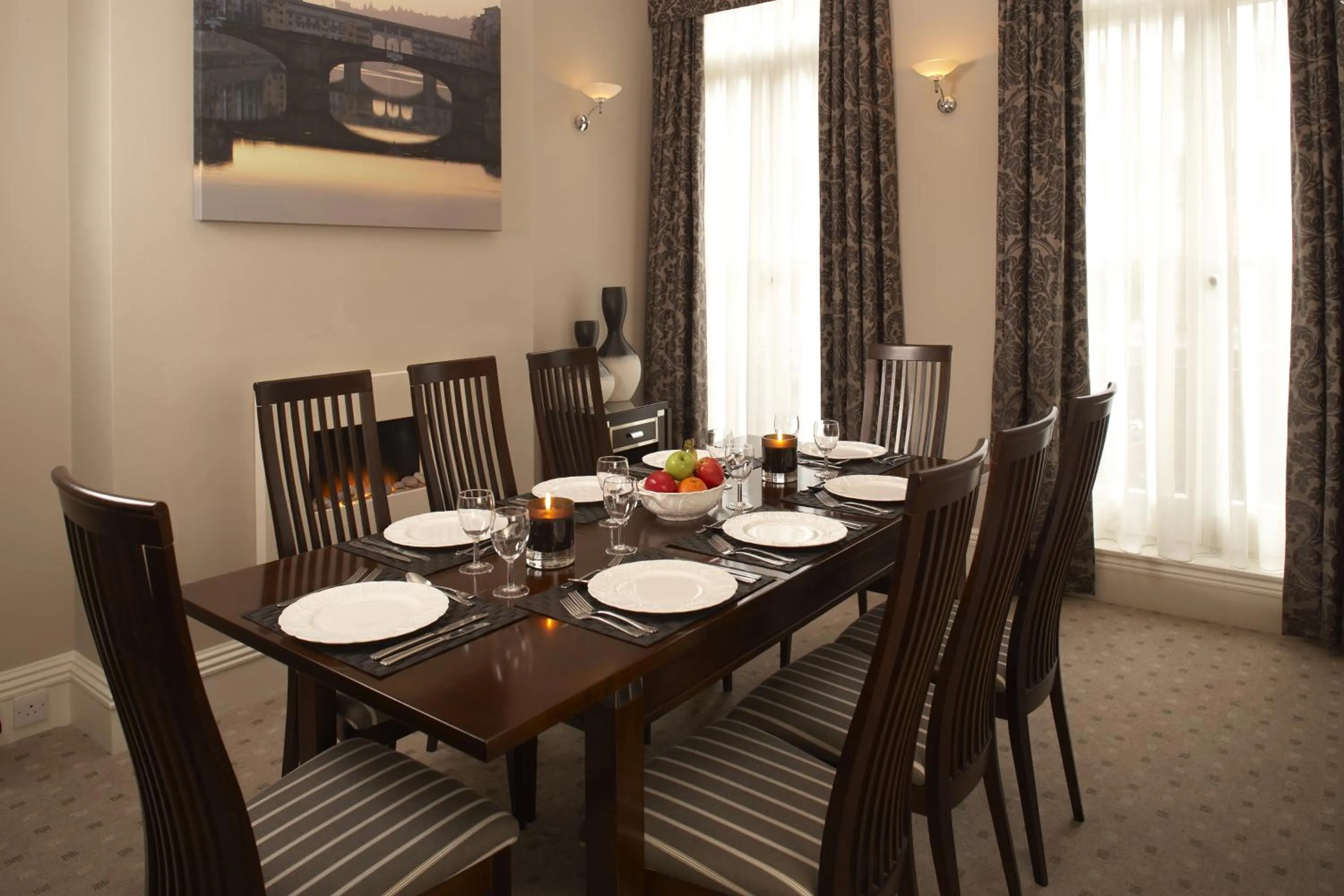 Dining area in Beaufort House - Knightsbridge