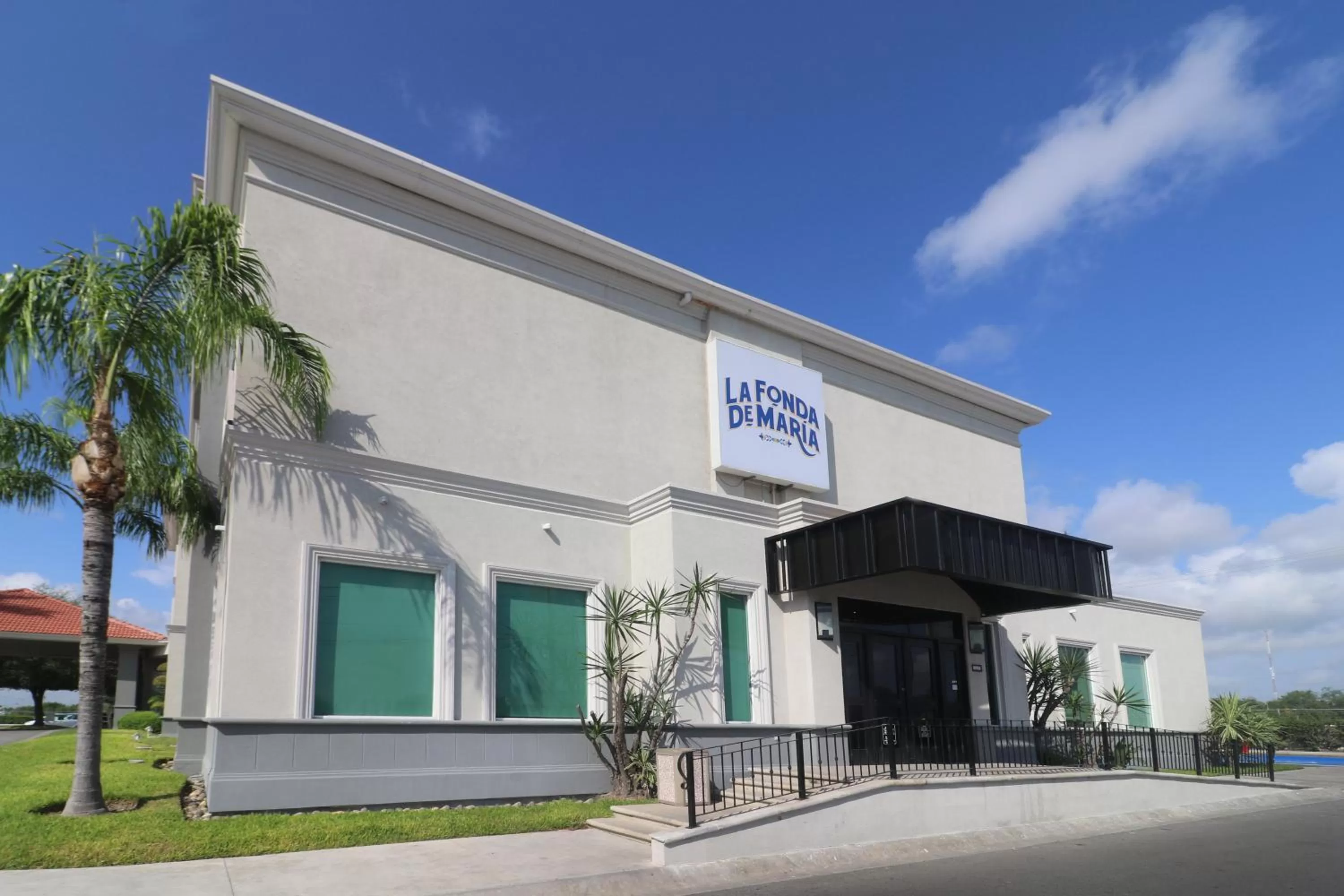 Restaurant/places to eat in Holiday Inn Reynosa Industrial Poniente by IHG