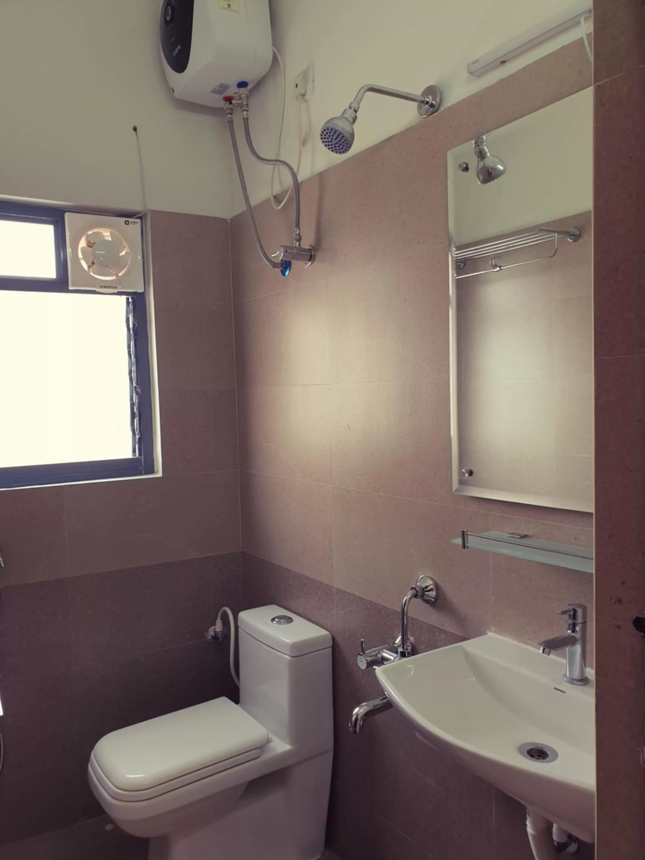 Bathroom in Chippy Inn