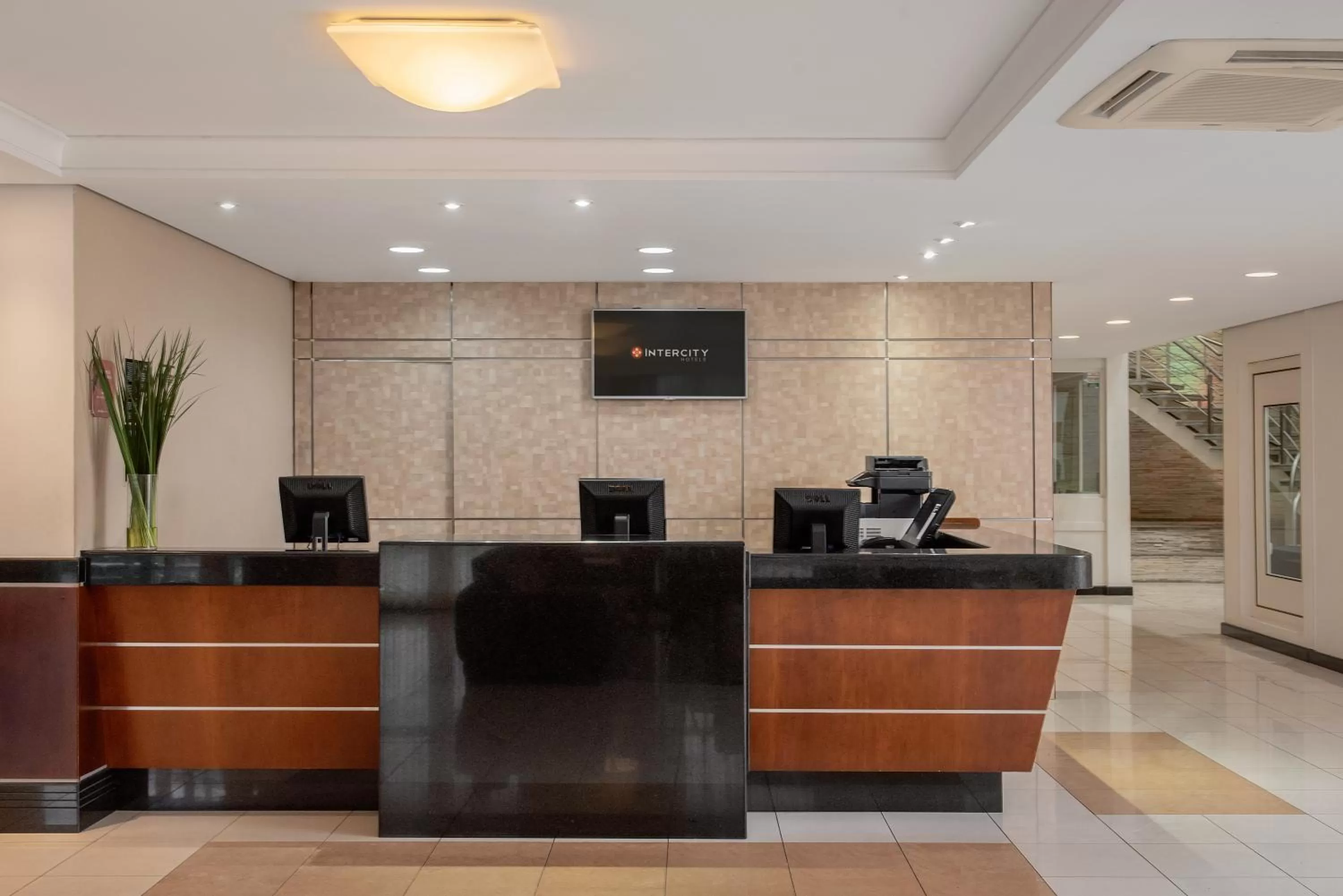 Lobby or reception in Intercity Florianopolis