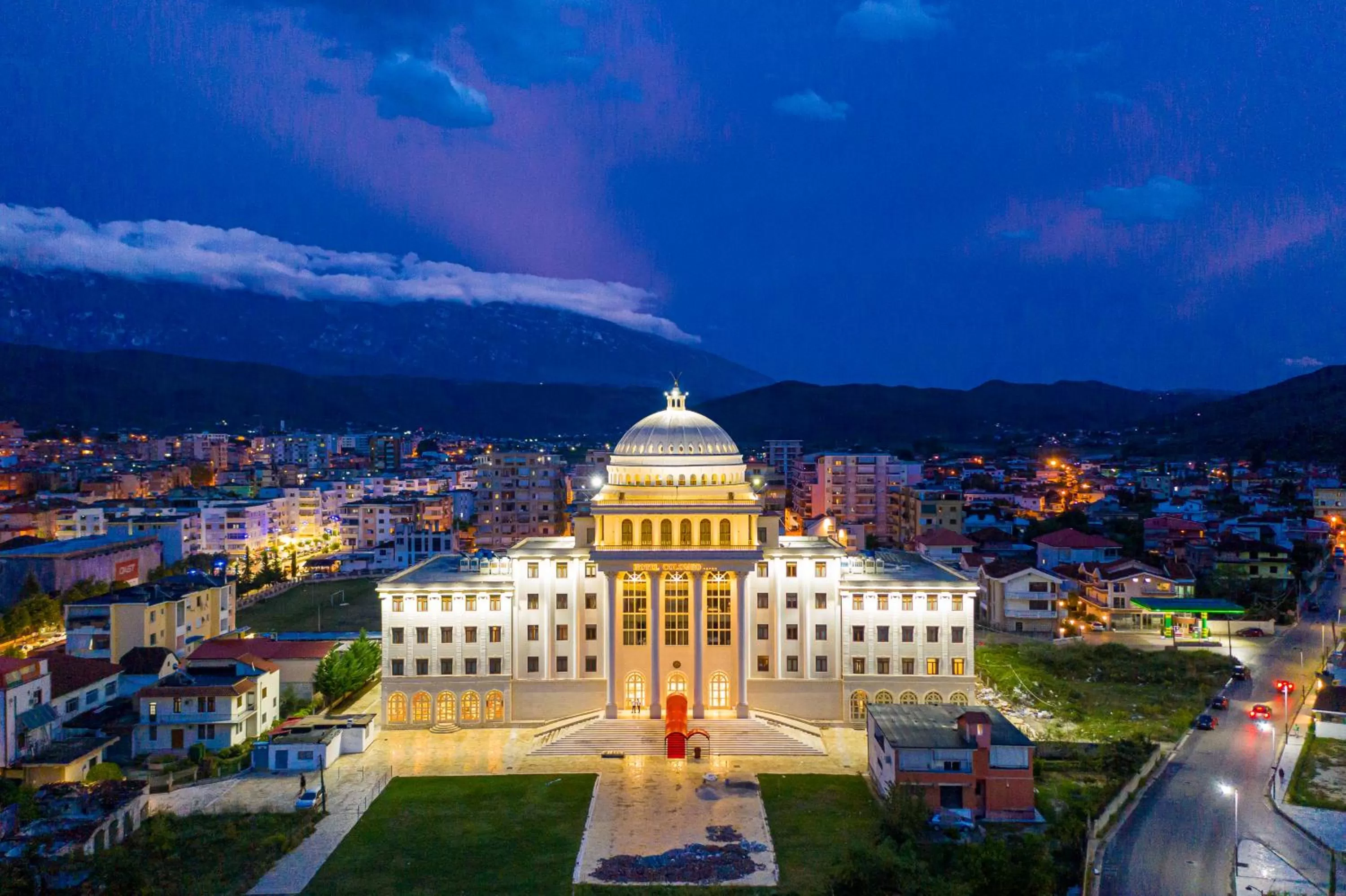 Property building in Hotel Colombo
