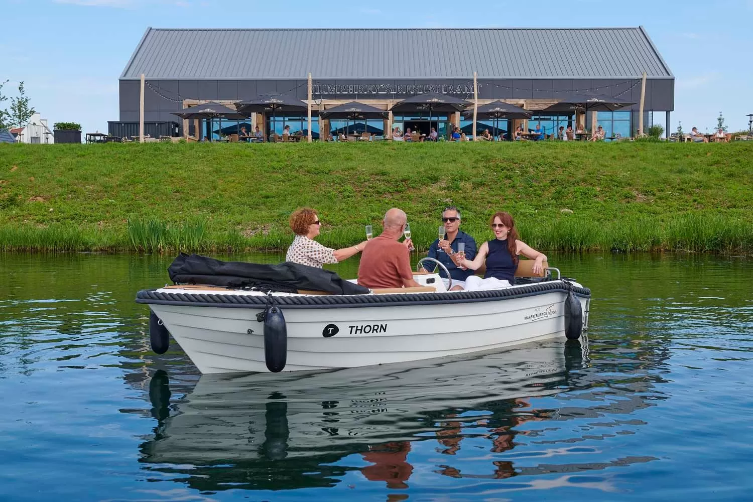 Lake view in Parc Maasresidence Thorn Apartments