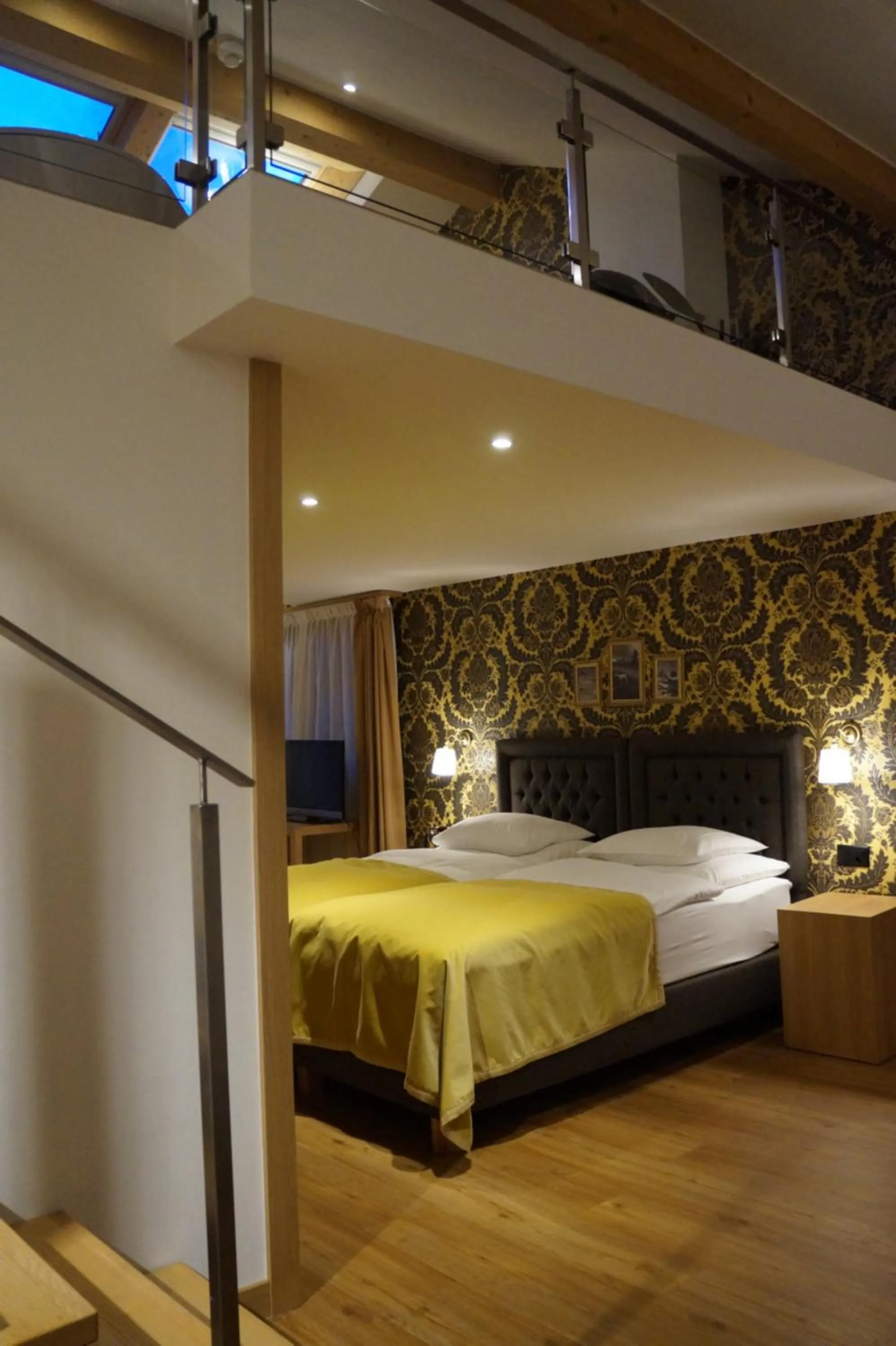 Restaurant/places to eat, Bed in Hotel Walliserhof Zermatt