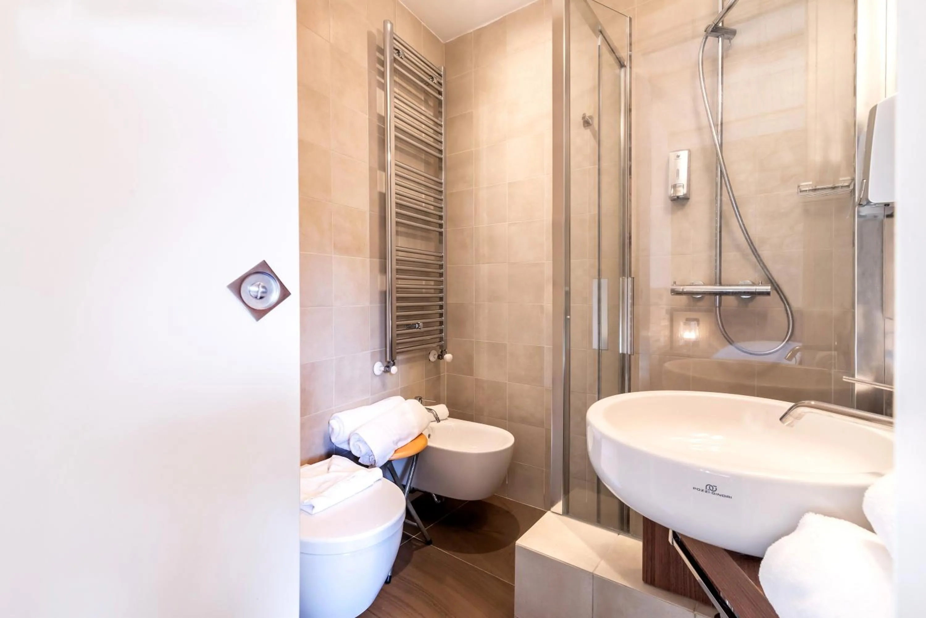 Bathroom in San Giorgio Palace Hotel Ragusa Ibla