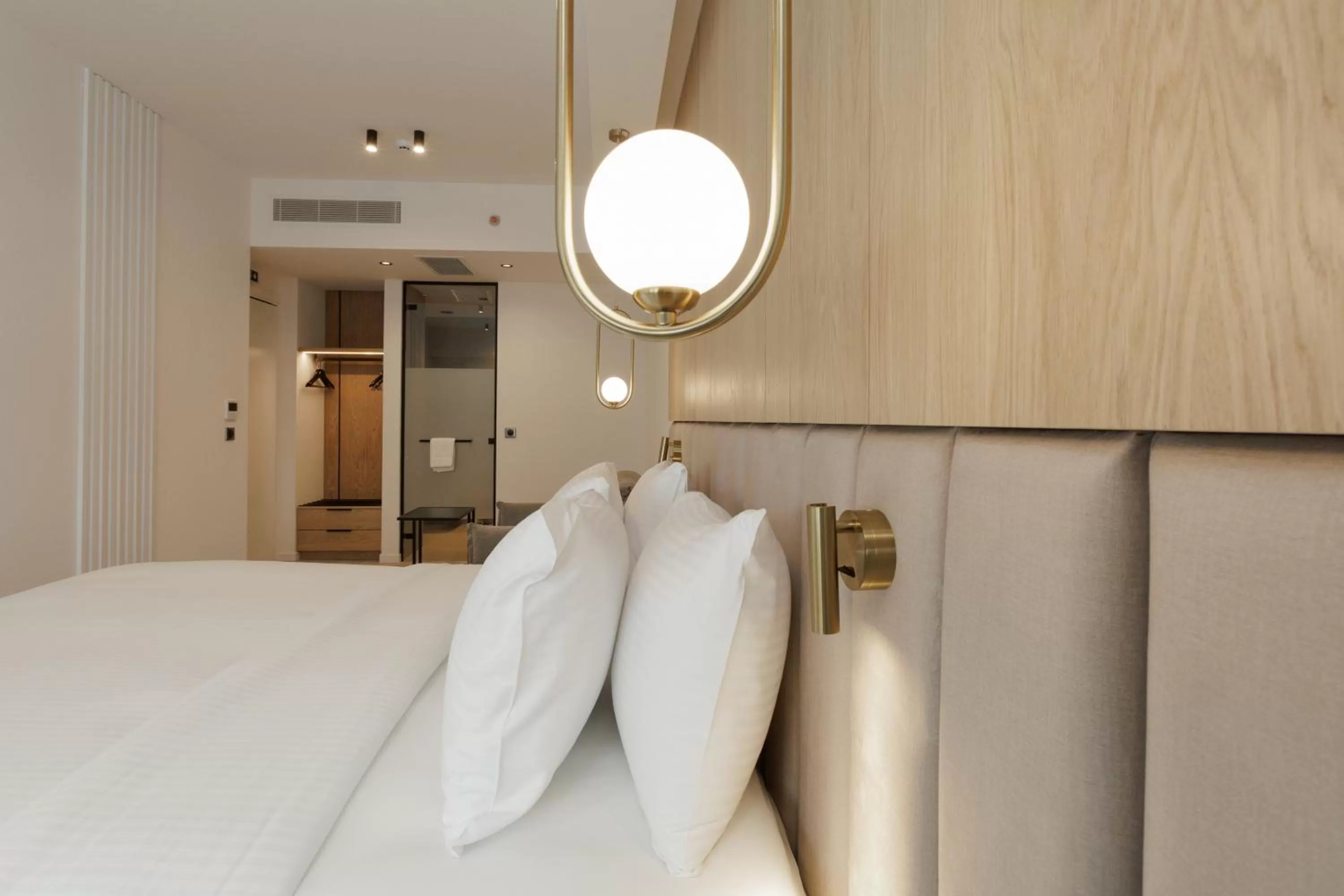 Bed in Hilton Garden Inn Athens Syggrou Avenue