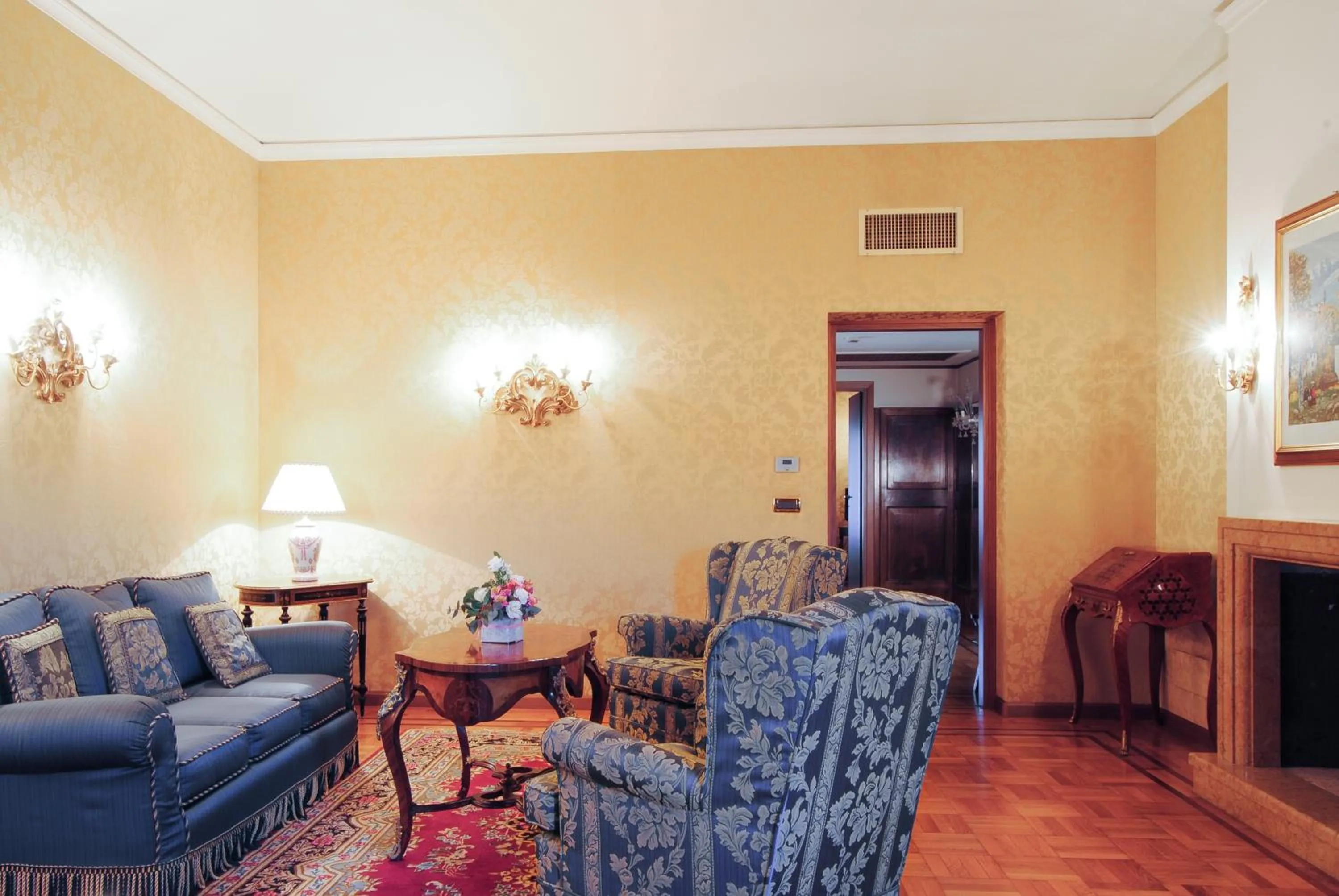 Seating area in Park Hotel Villa Potenziani