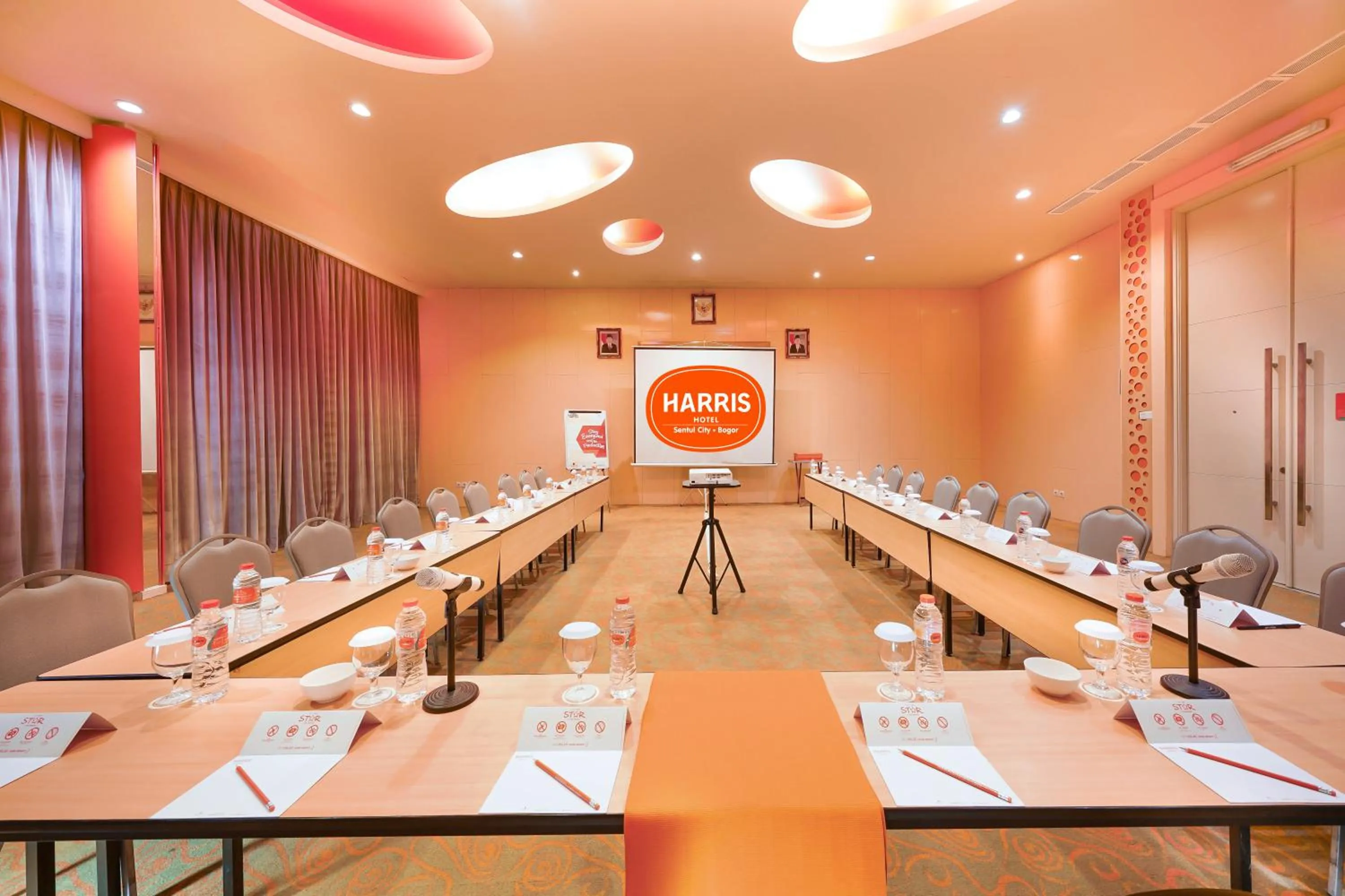Banquet/Function facilities in HARRIS Hotel Sentul City Bogor