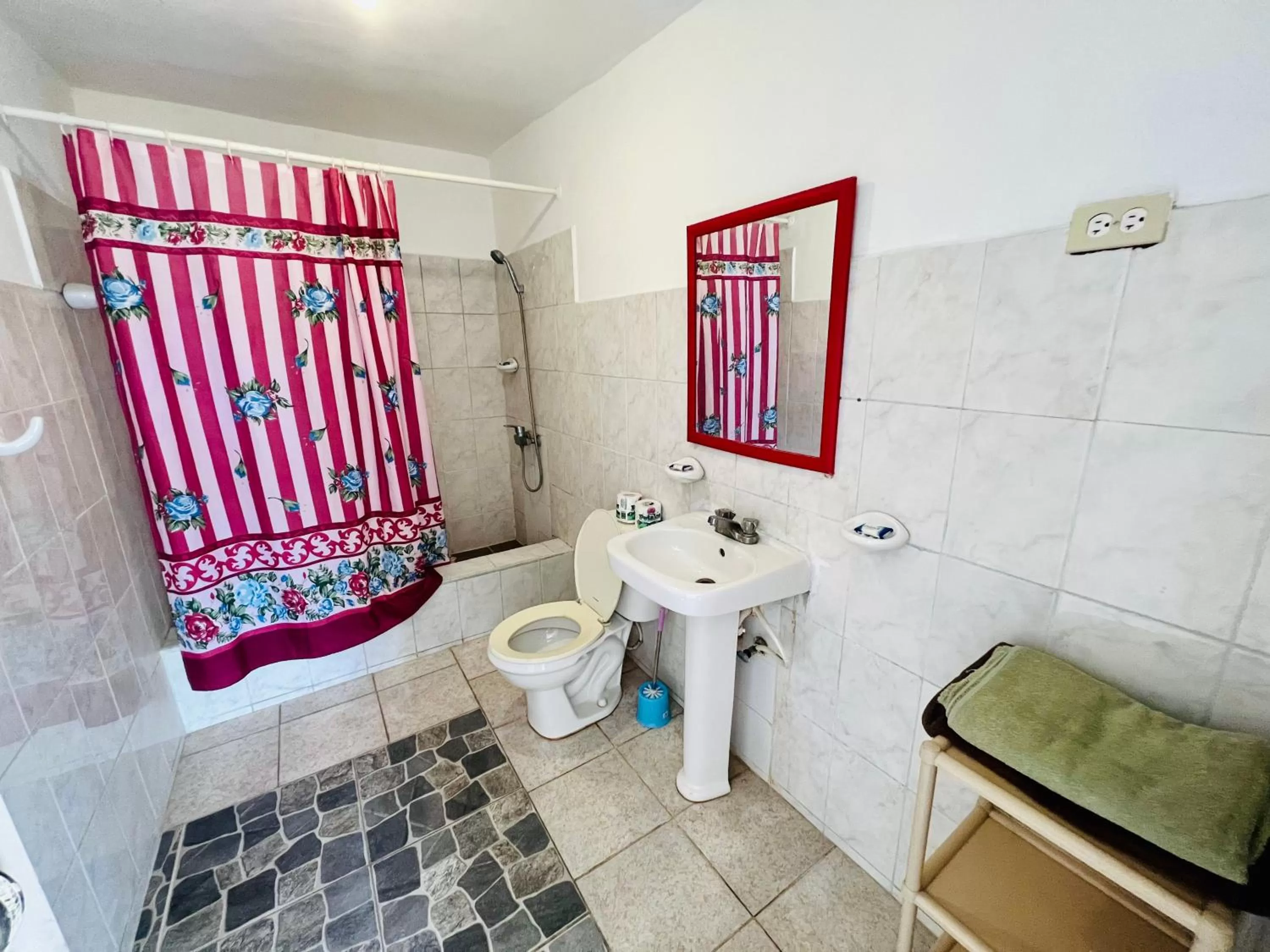 Bathroom in Villa Antonia 16