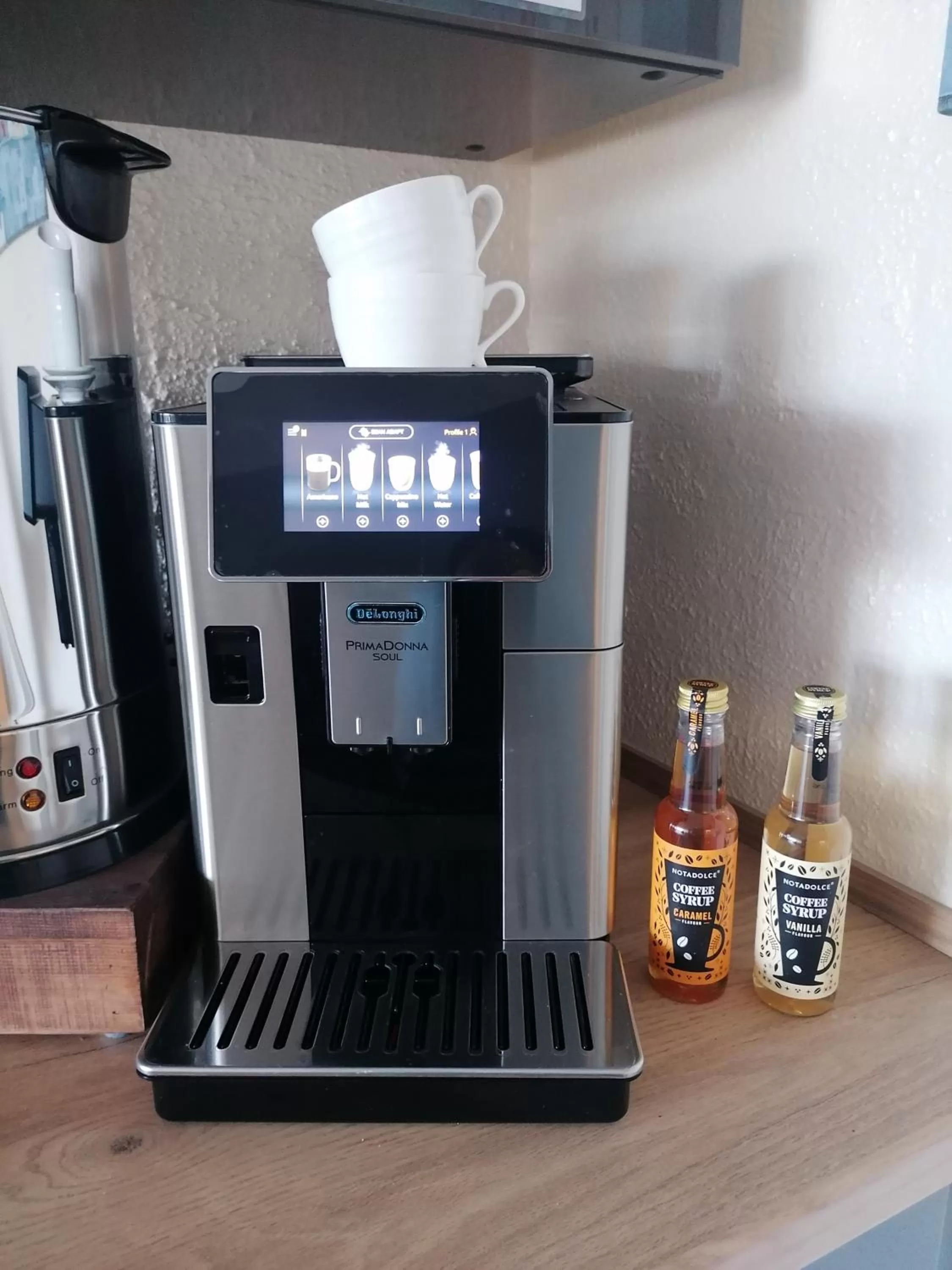 Coffee/tea facilities in Pensalda Guest House