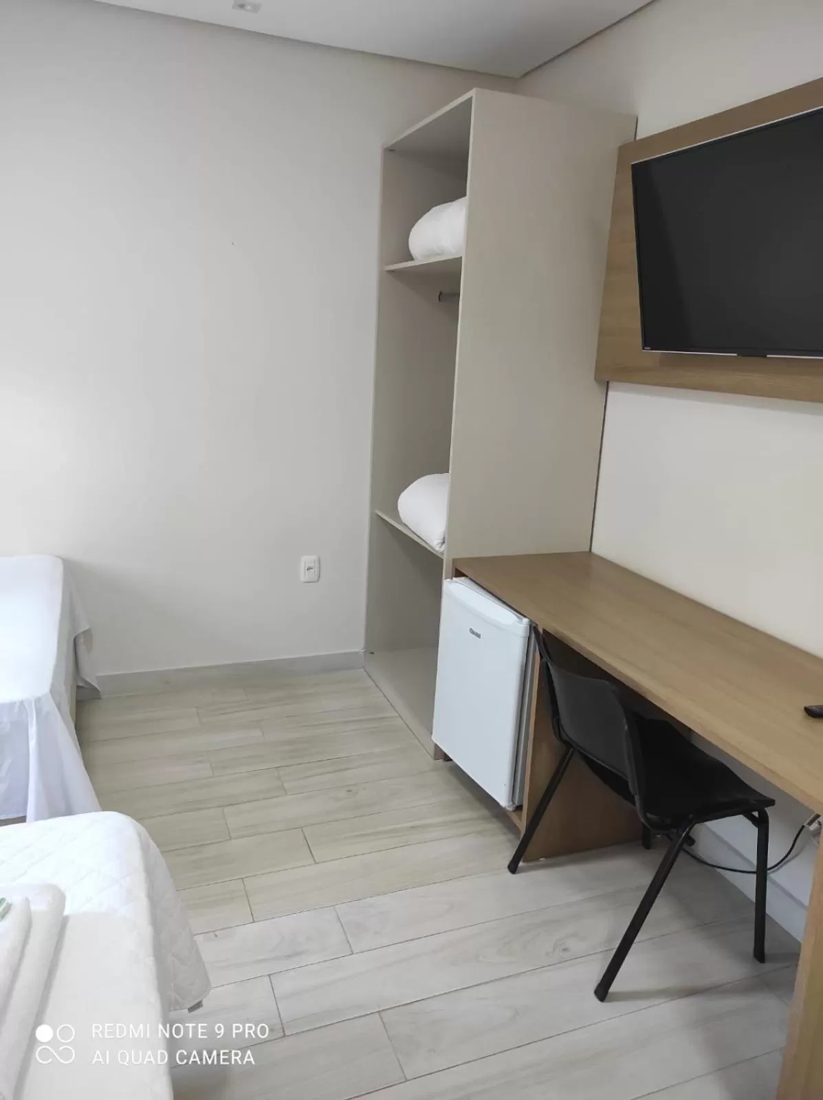 Bedroom, Bed in Hotel Serrano