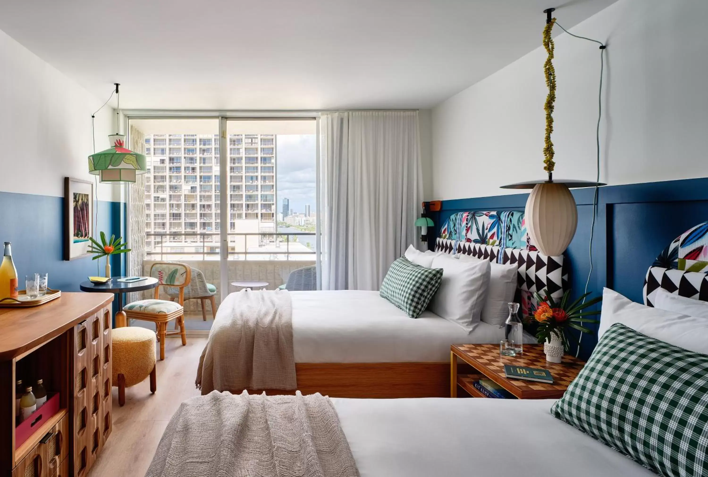 Double Room in Wayfinder Waikiki - Voted Top 10 Best Hotels in Hawaii! Double Room in Wayfinder Waikiki - Voted Top 10 Best Hotels in Hawaii!