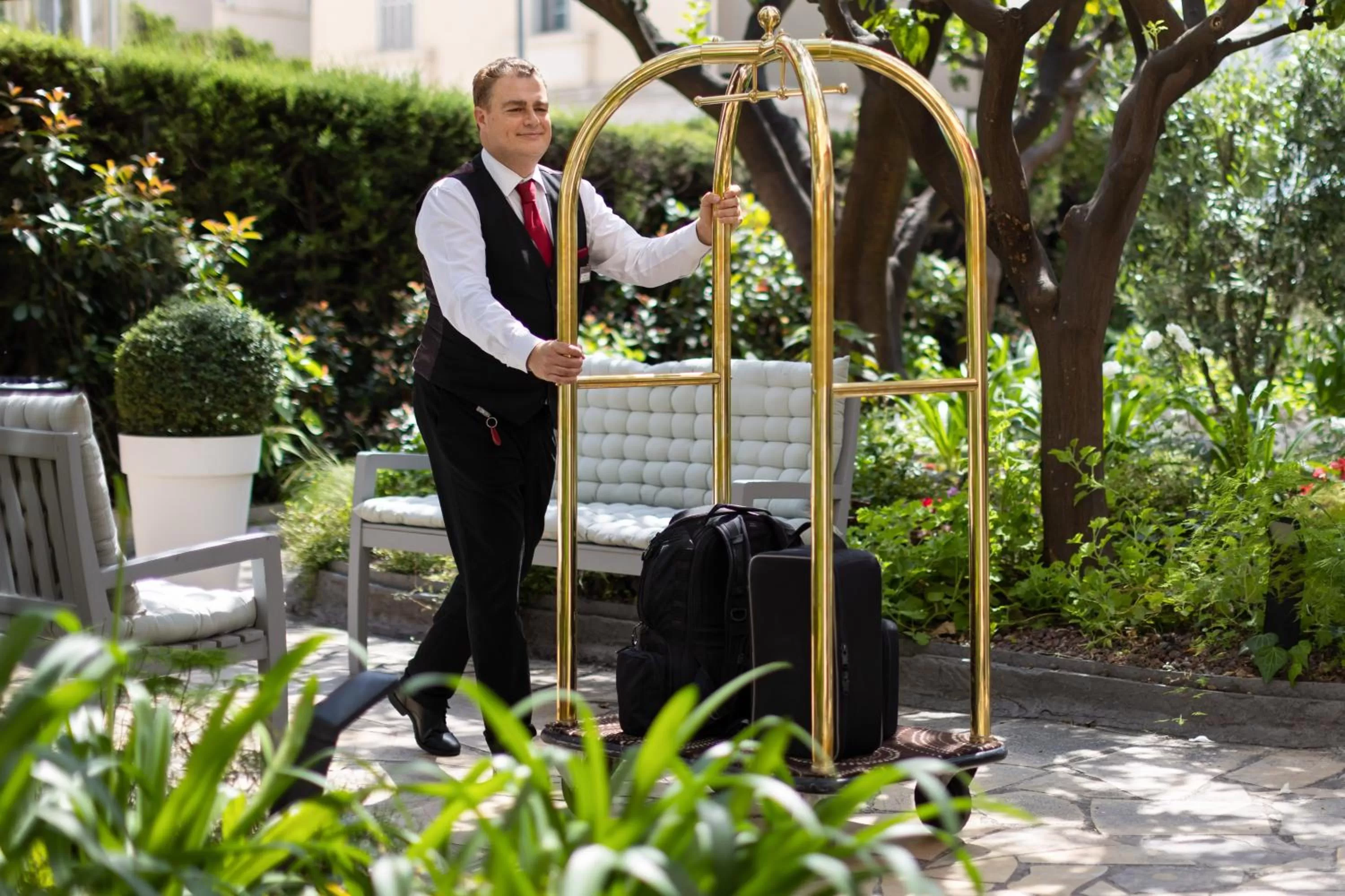 Property building in Best Western Plus Hôtel Brice Garden Nice