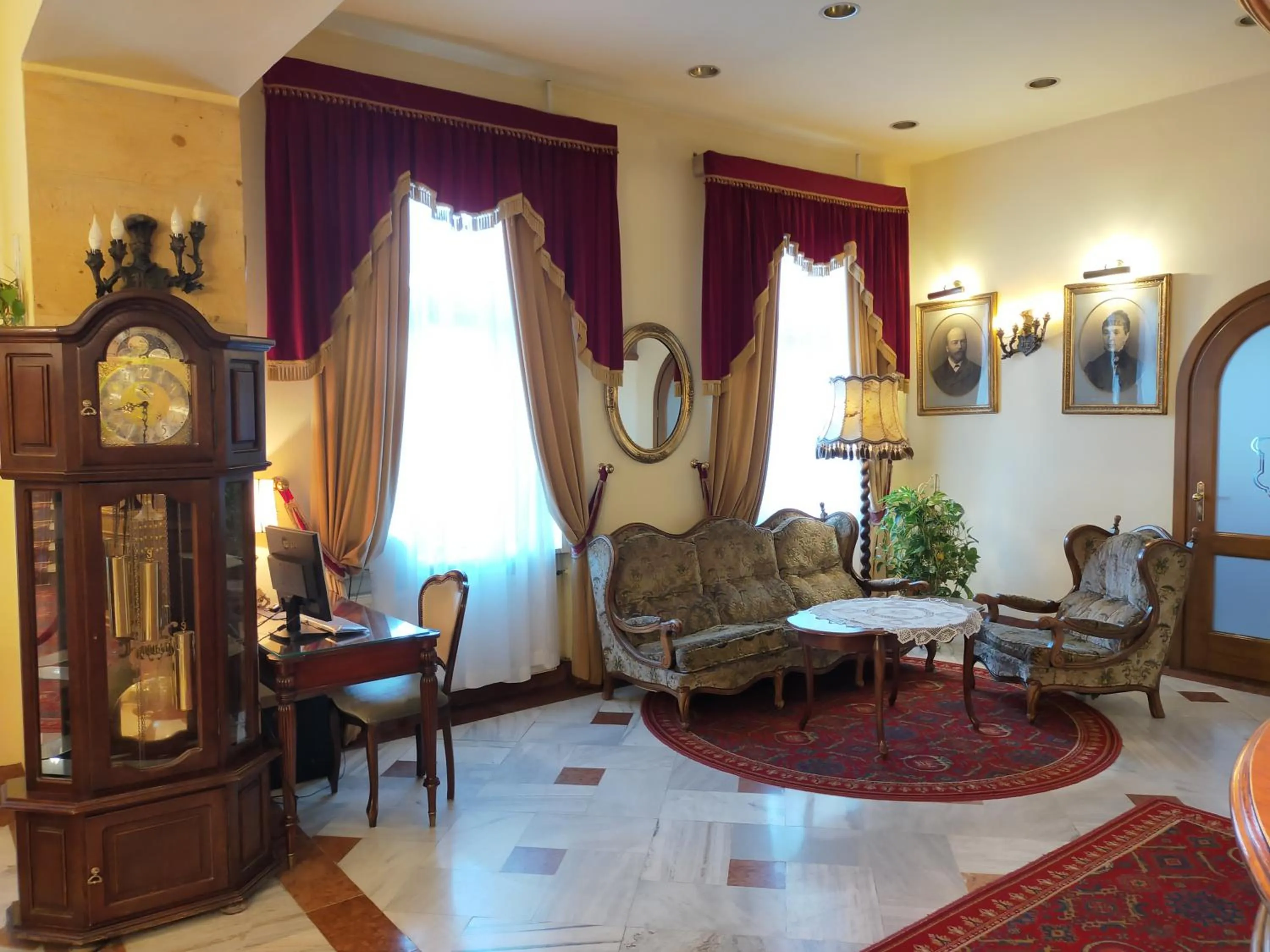 Property building in Hotel Europejski