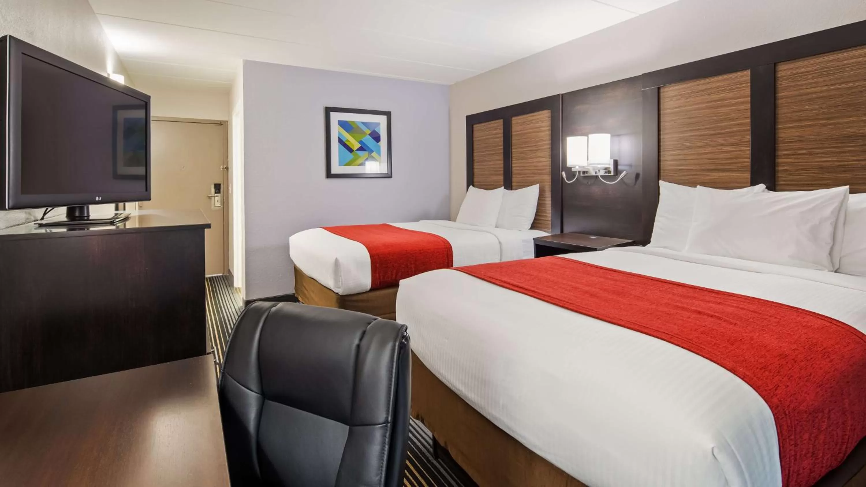 Photo of the whole room, Bed in SureStay Hotel by Best Western Florence