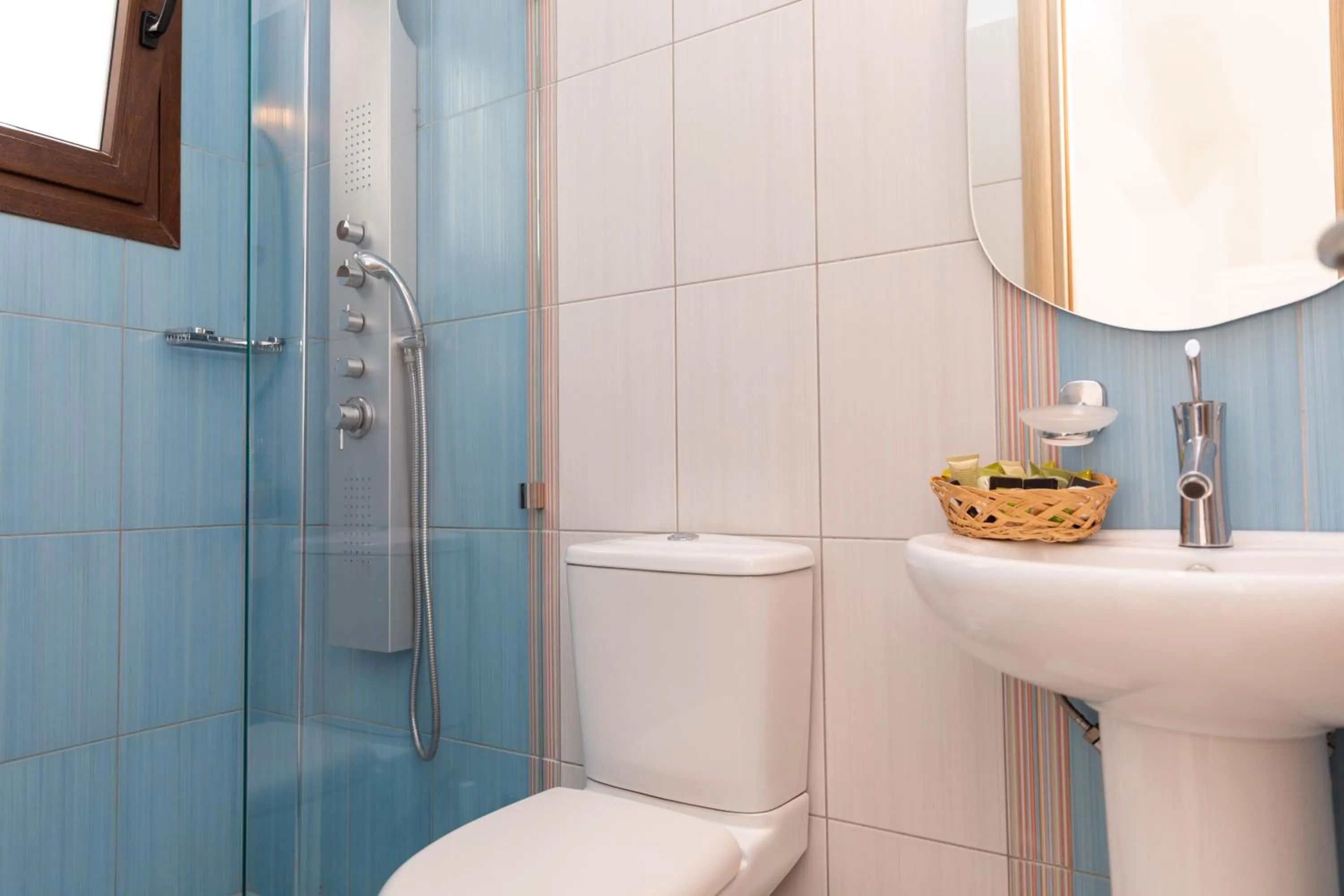 Bathroom in Depis Place and Apartments