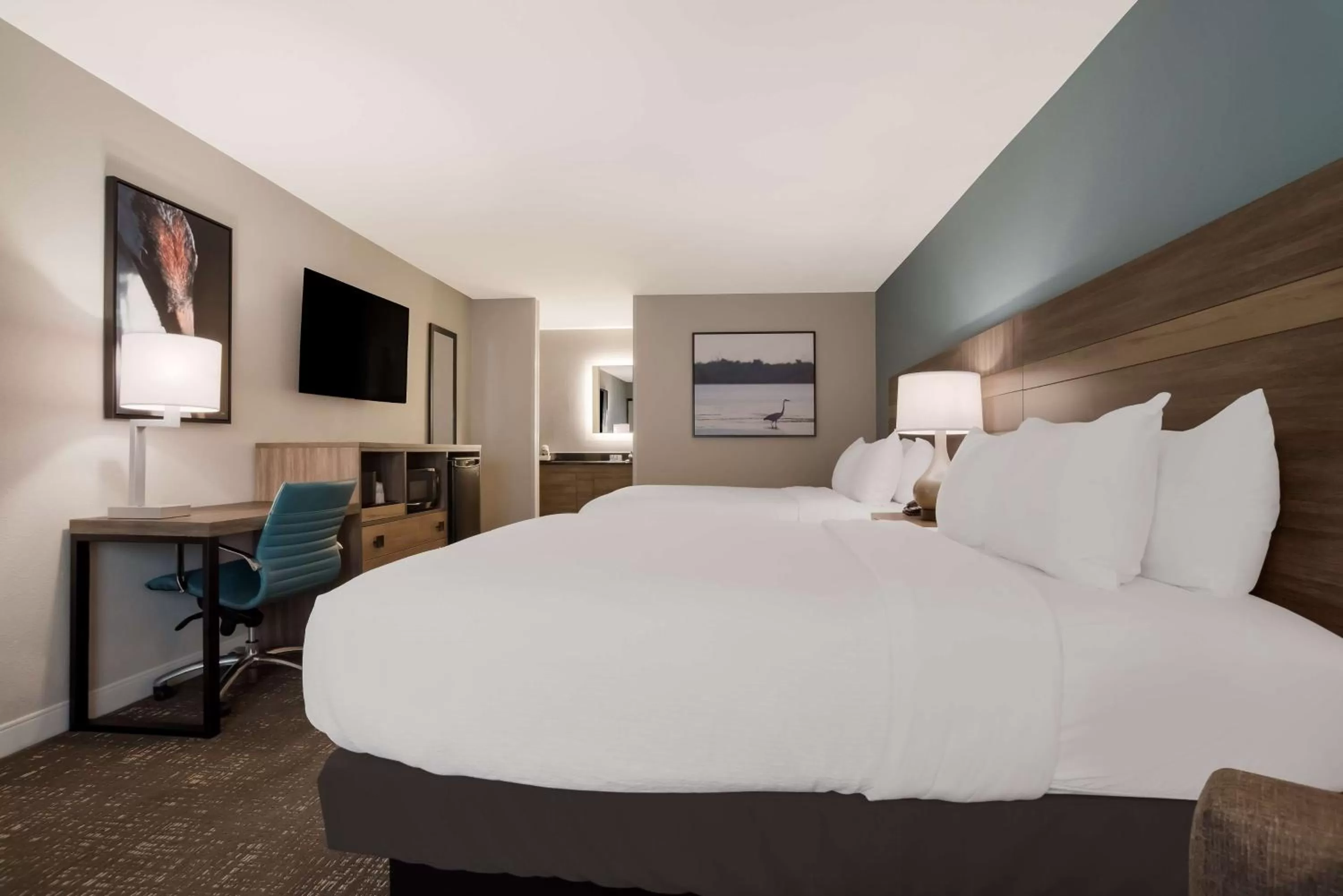 Bedroom, Bed in Best Western Flagship Inn