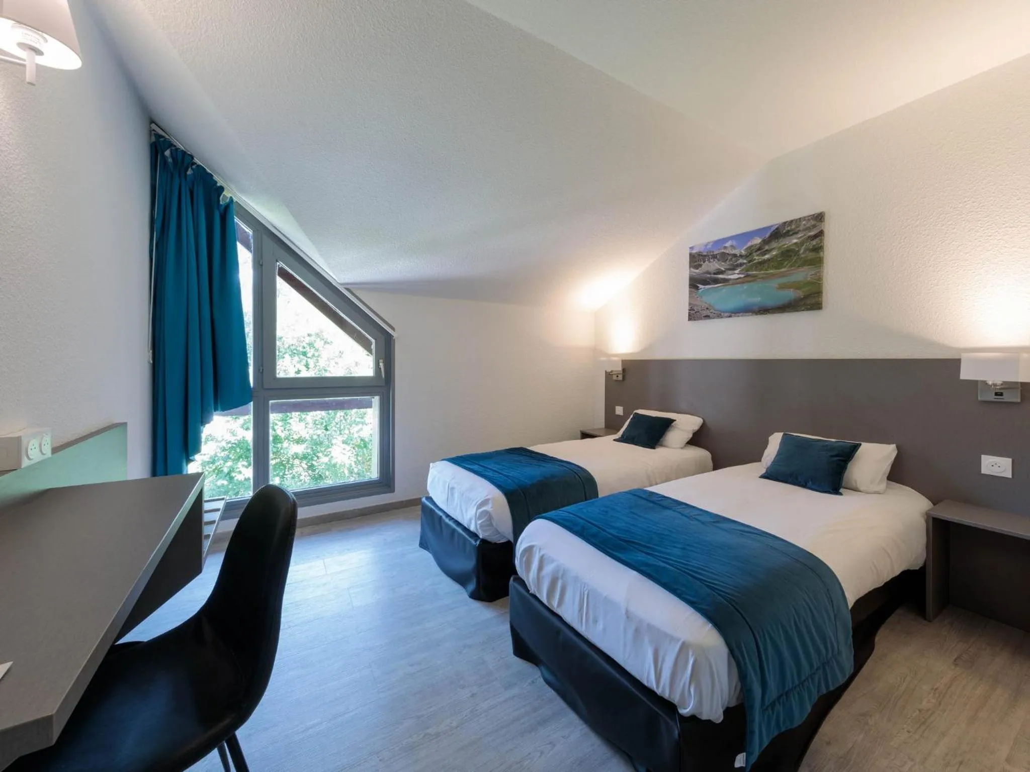 Bedroom, Bed in Mona Lisa Le Clos Du Lac