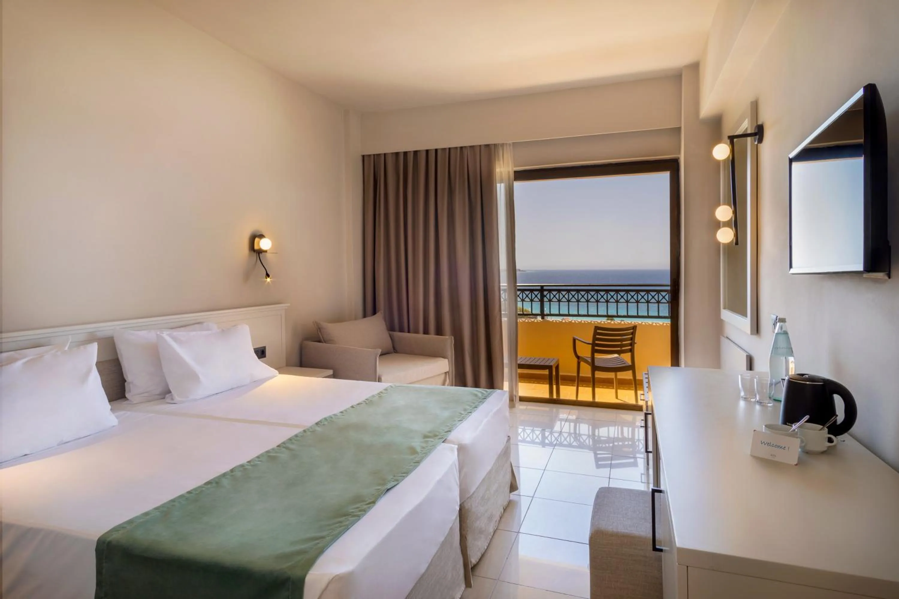 Sea view, Bed in Sol Cosmopolitan Rhodes