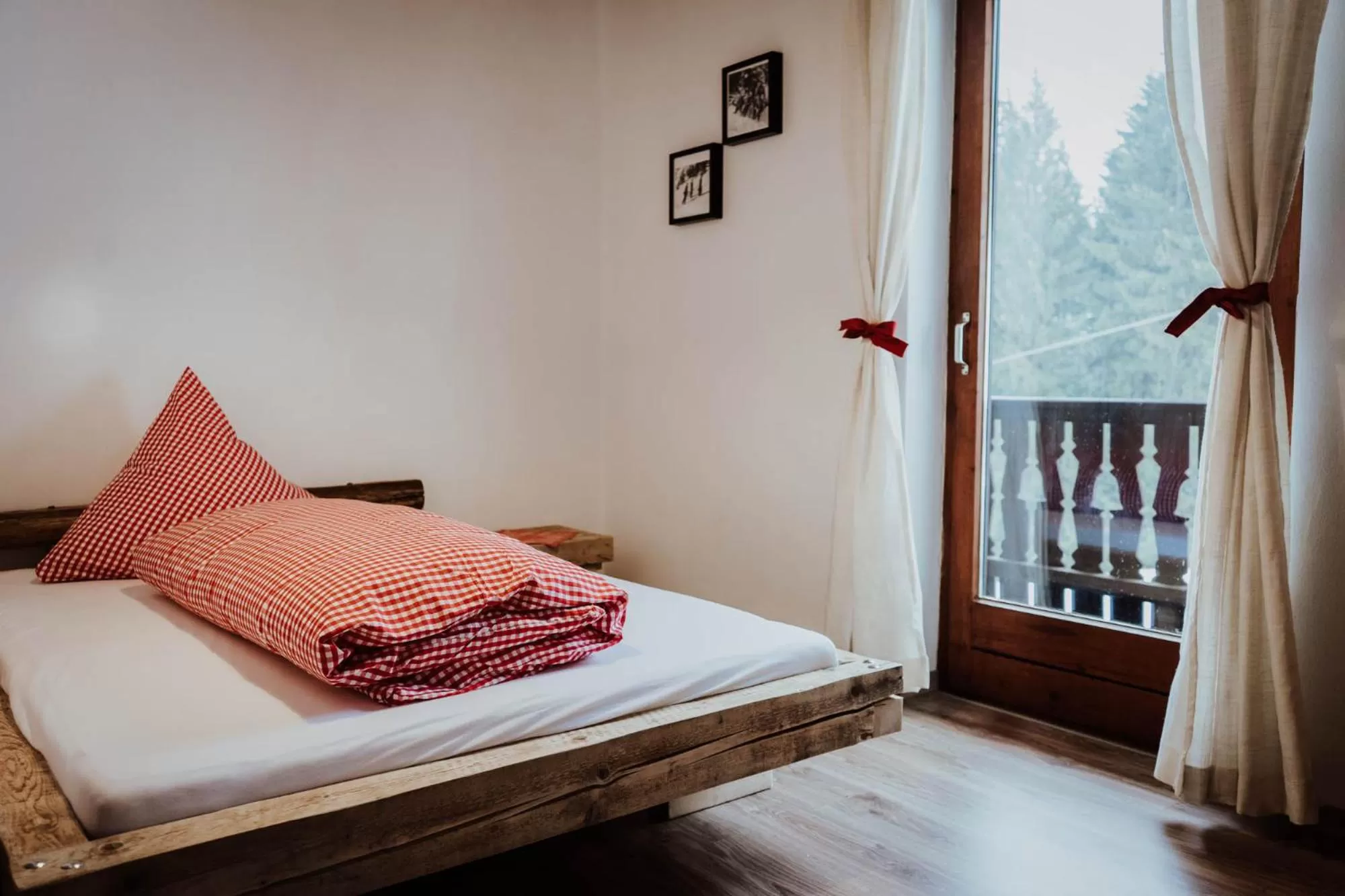 Bedroom, Bed in Berggasthof Hochpröller
