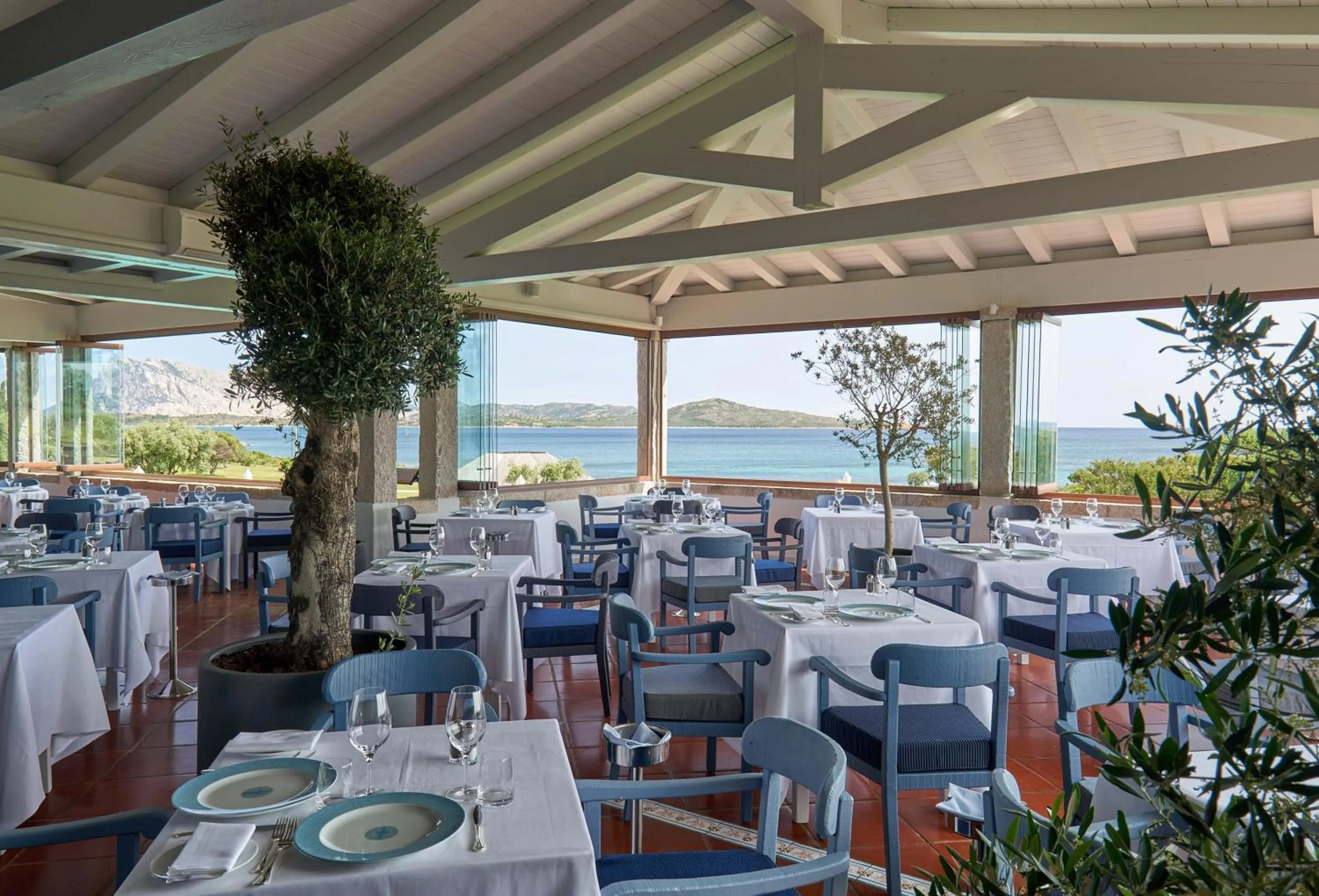 Restaurant/places to eat in Due Lune Puntaldia Resort & Golf