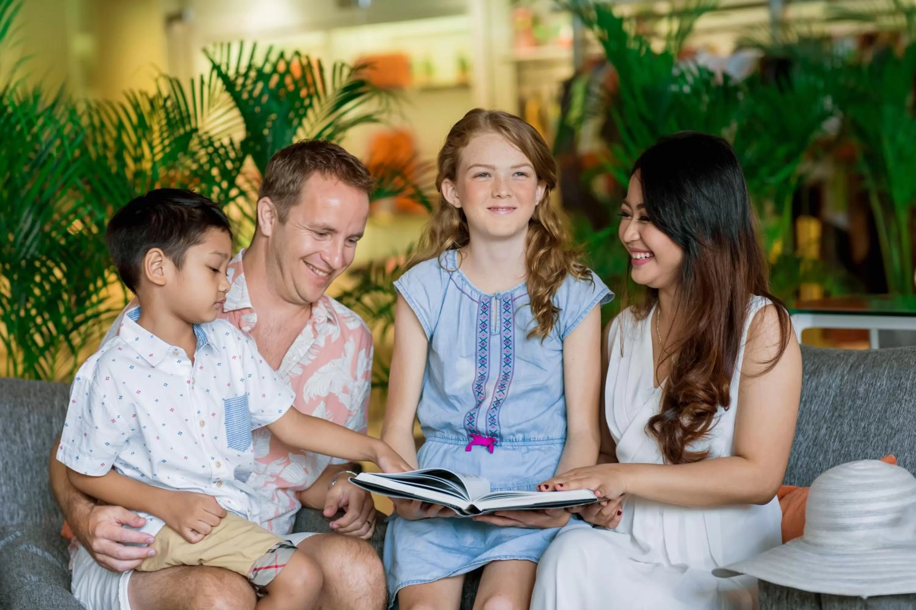Lobby or reception in HARRIS Hotel & Conventions Bekasi