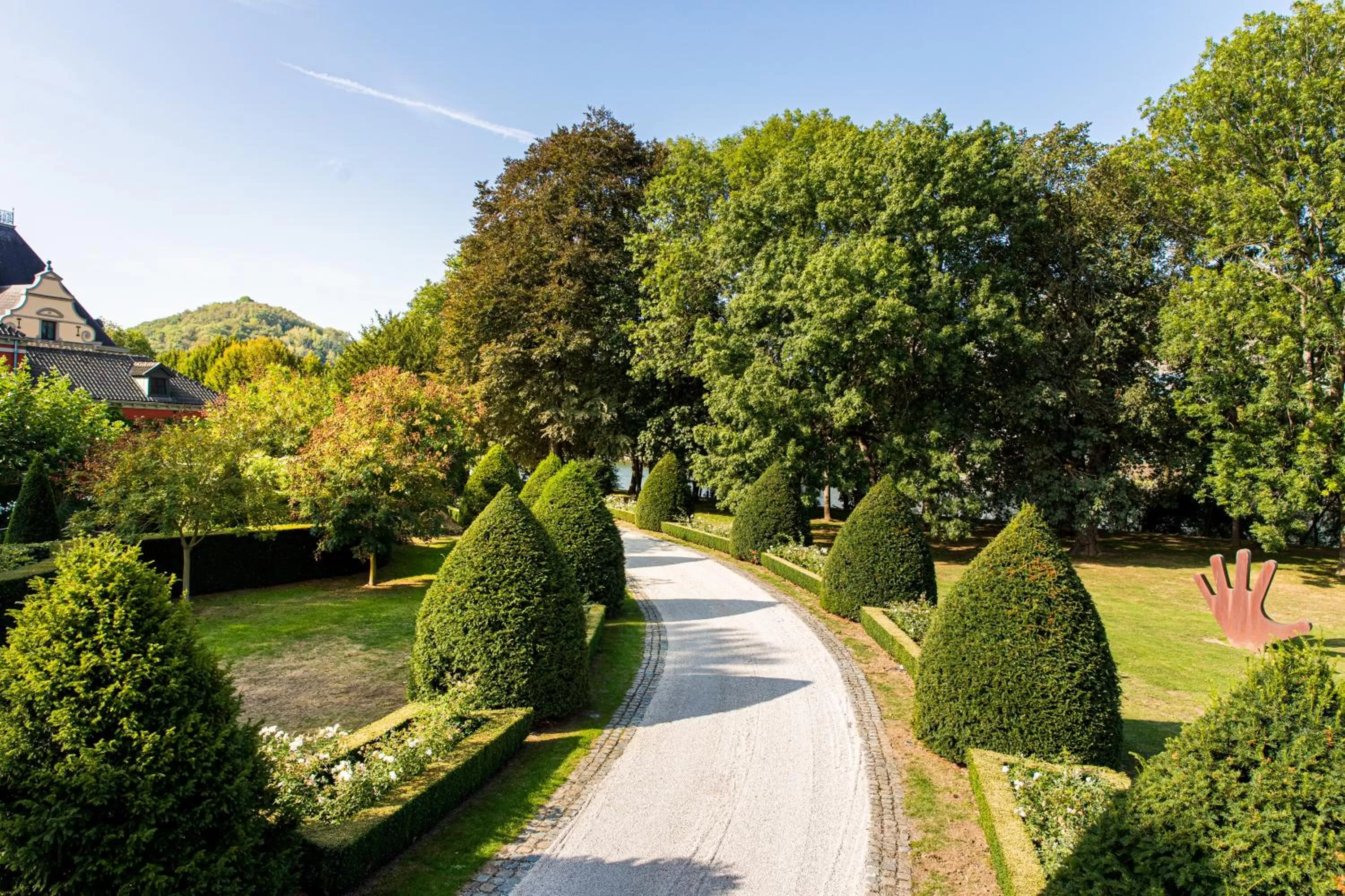 Garden view in Landgoed Kasteel de Hoogenweerth