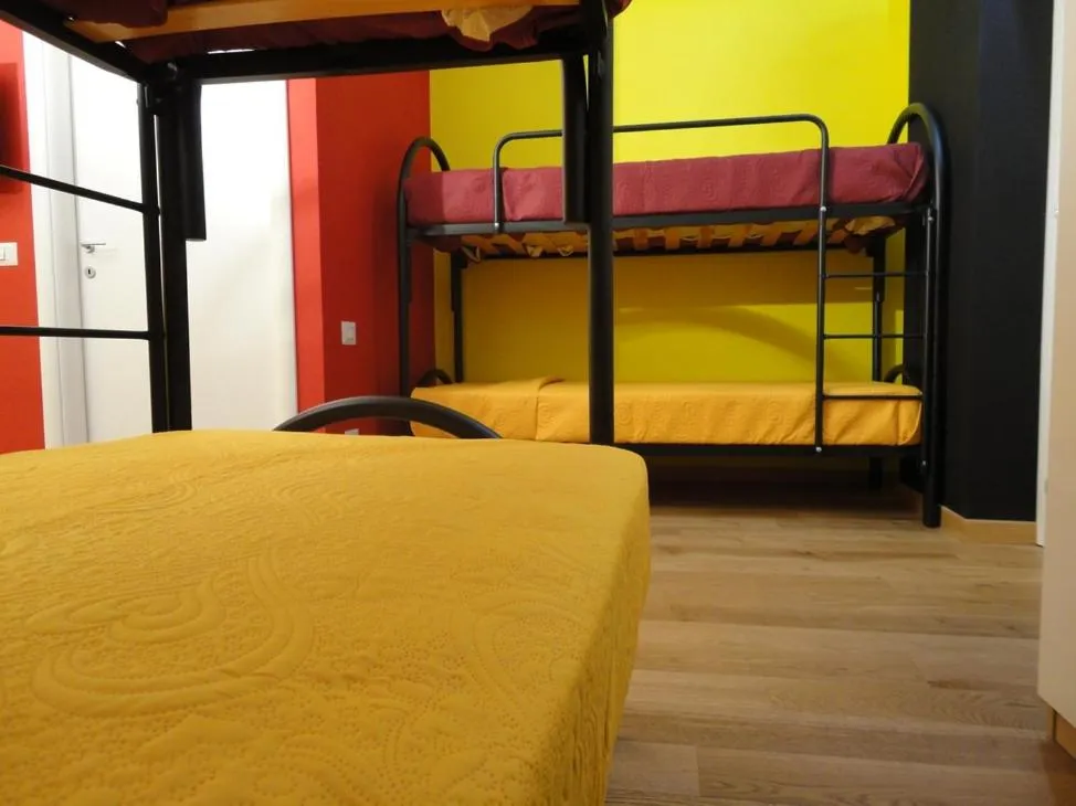 Bed in Pavia Ostello