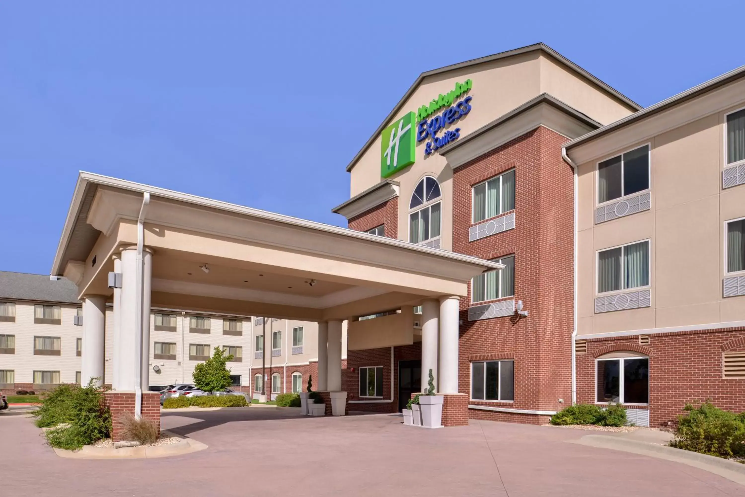 Holiday Inn Express & Suites Emporia Northwest by IHG Holiday Inn Express & Suites Emporia Northwest by IHG