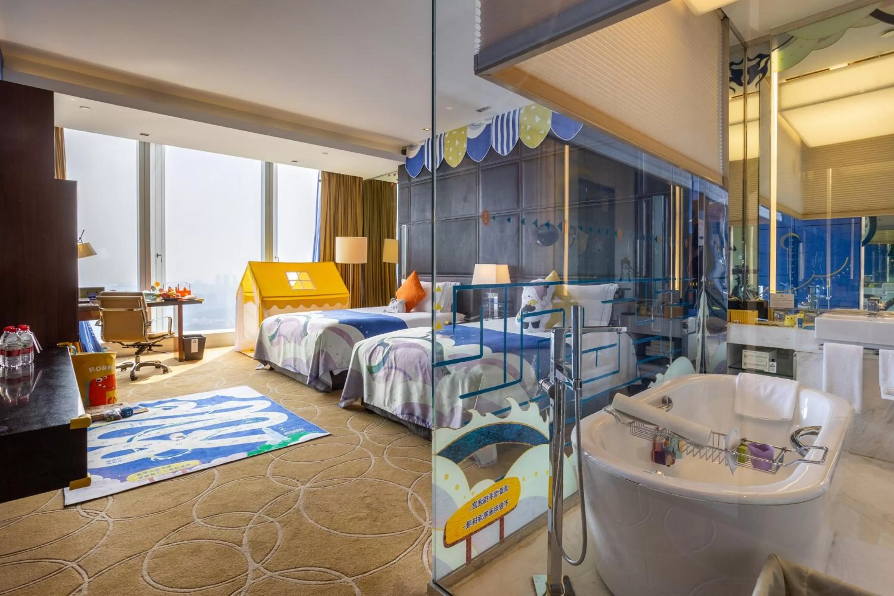 Photo of the whole room, Bed in InterContinental Nanjing by IHG