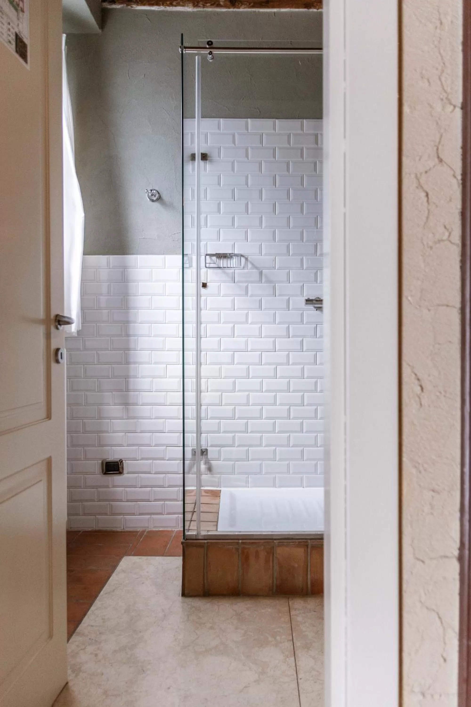 Bathroom in Classique