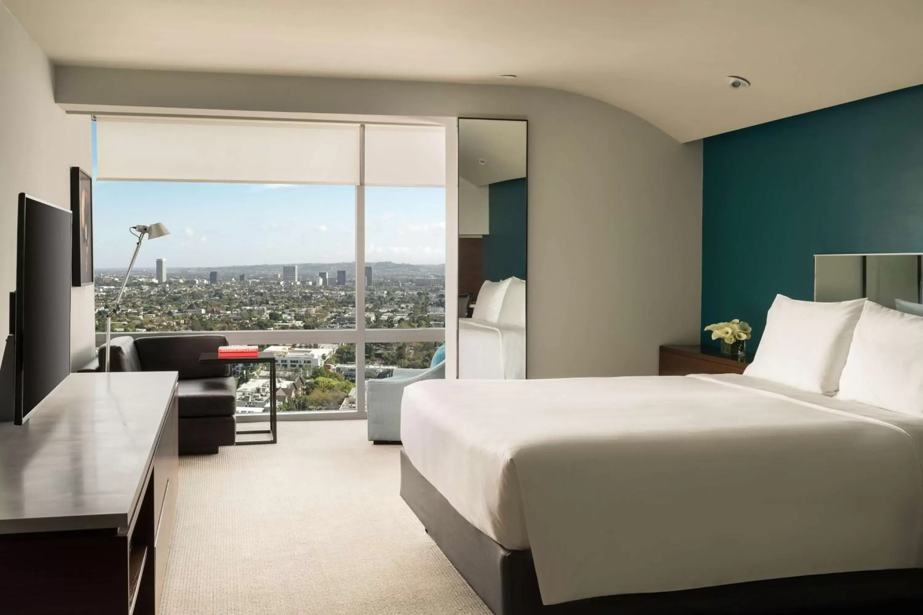 Deluxe King Room in Andaz West Hollywood, By Hyatt Deluxe King Room in Andaz West Hollywood, By Hyatt