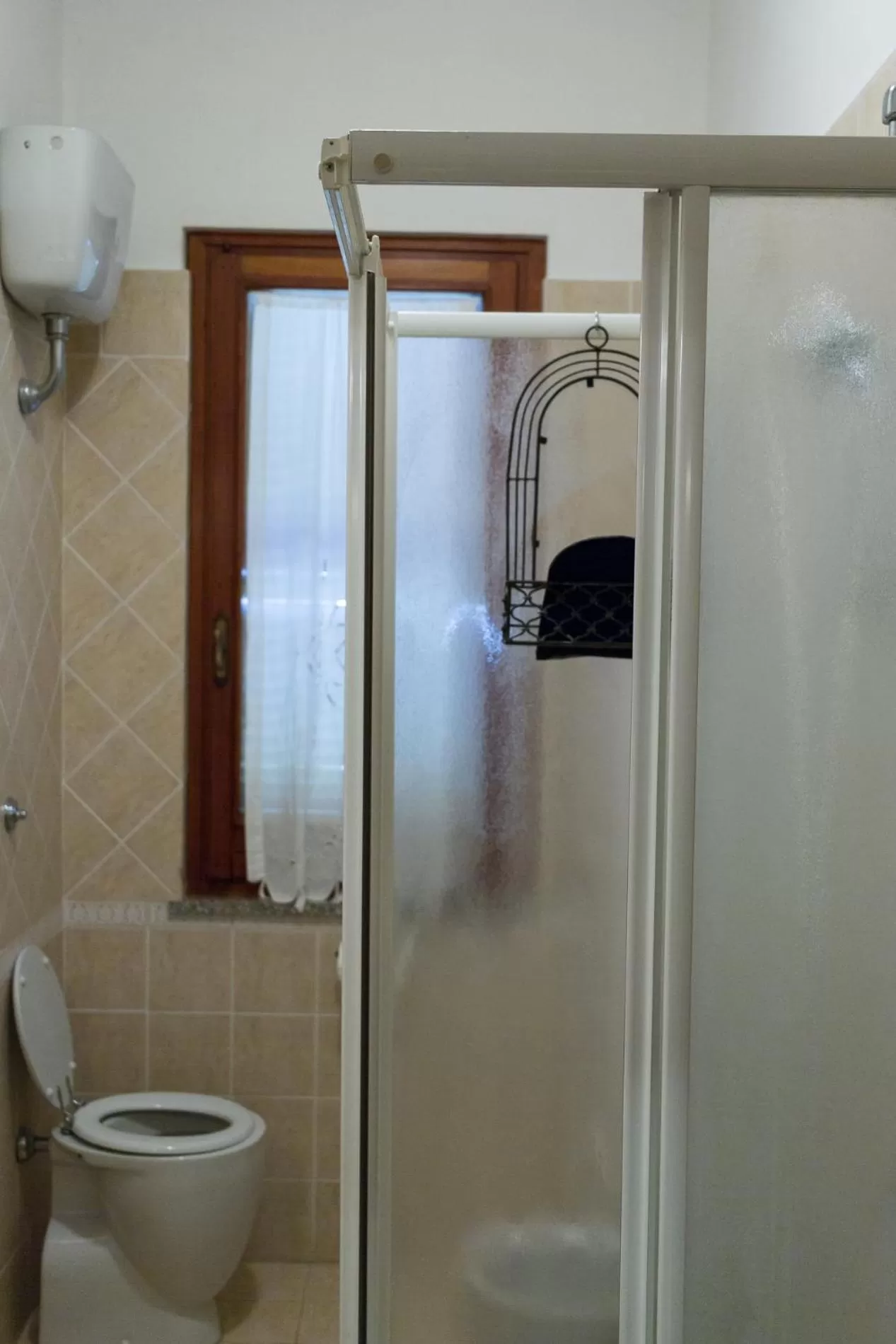 Shower in Montanari Agrivillage