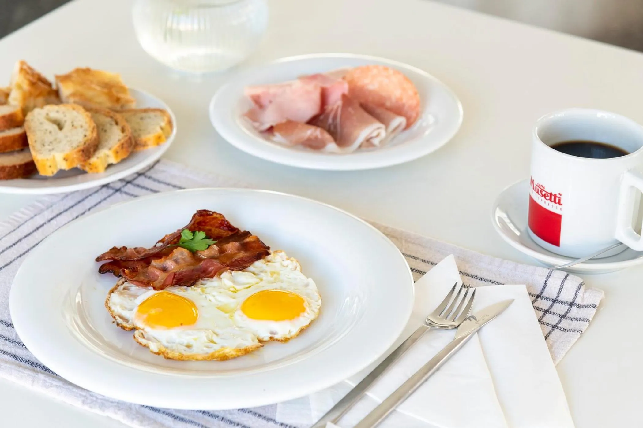 Food and drinks in Hotel San Michele