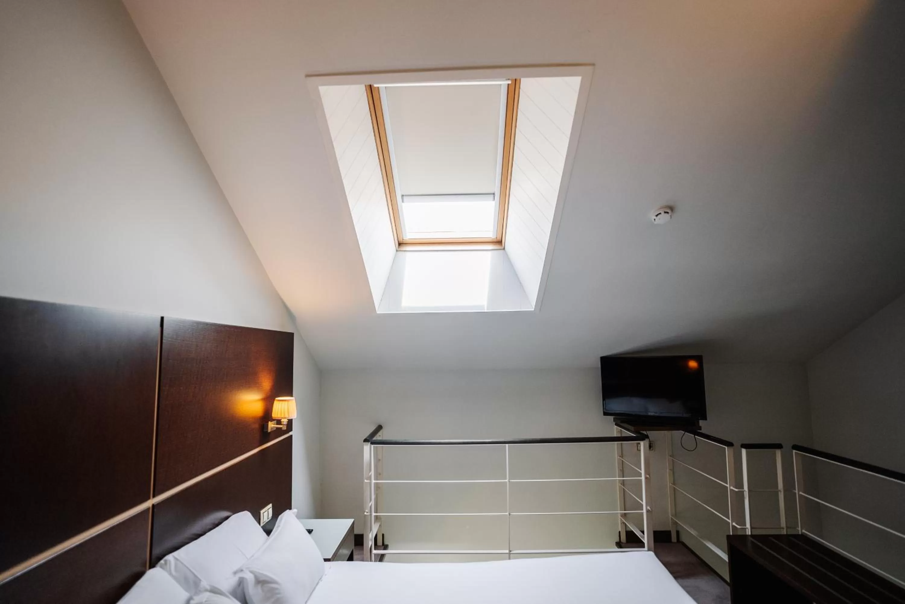 Bed in RICE Palacio de los Blasones