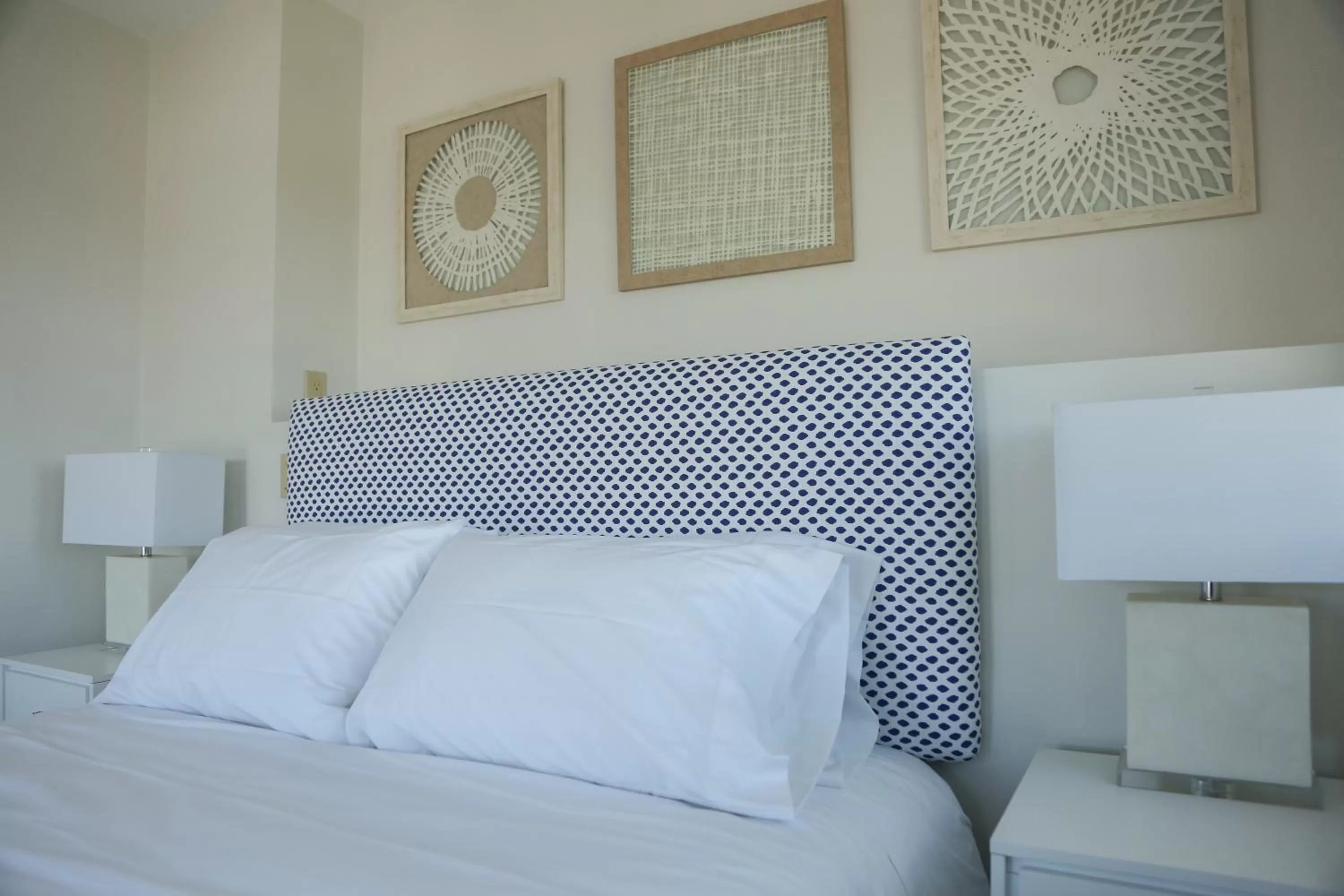 Bed in The Sea Breeze Inn