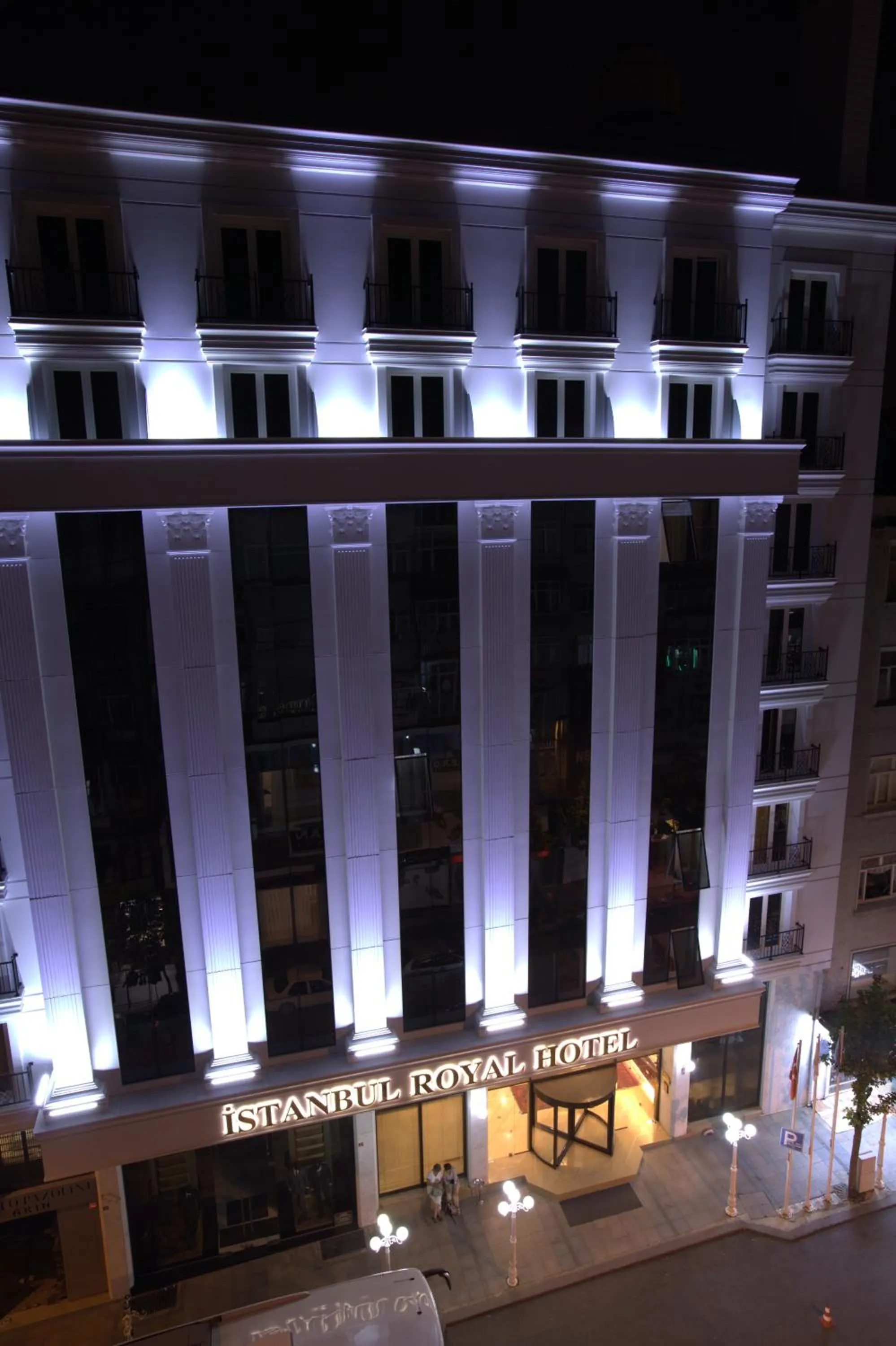 Property building in Istanbul Royal Hotel