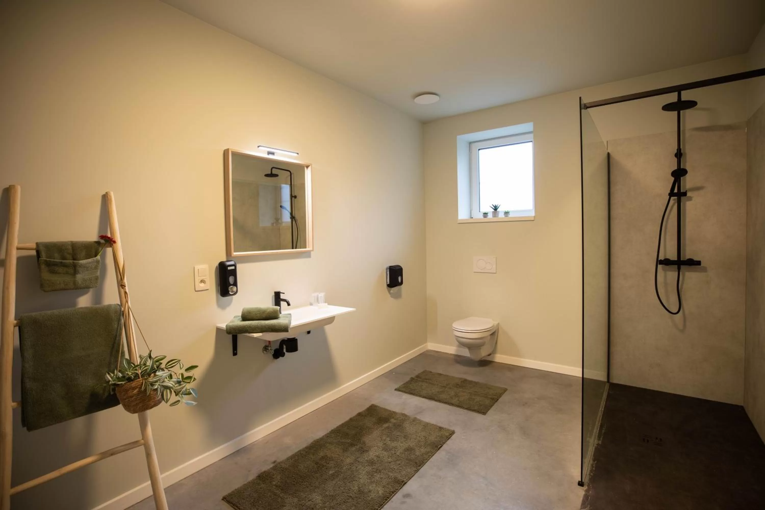 Shower in City Housing Genk