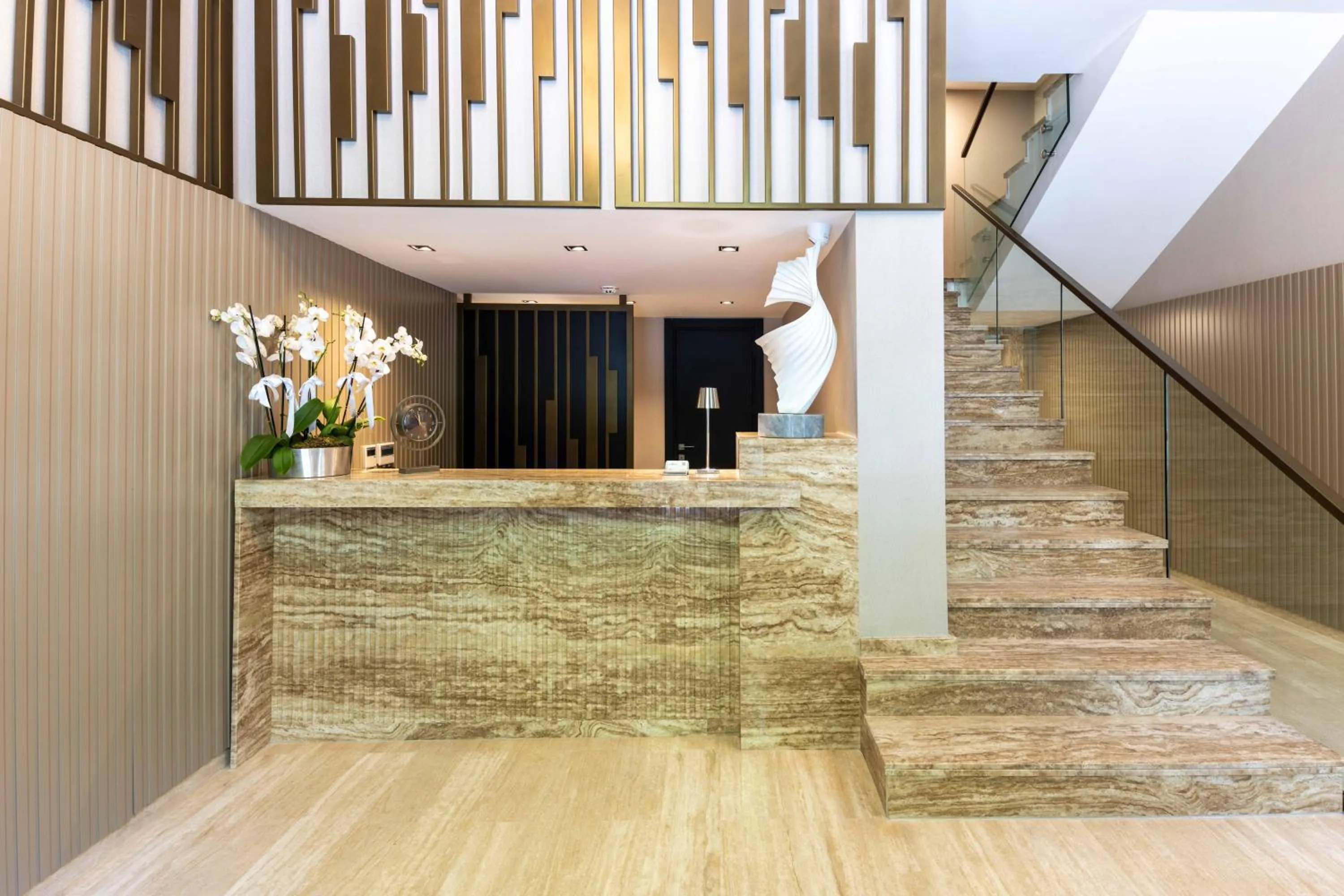 Lobby or reception in Hotel Villa Zurich-Special Category